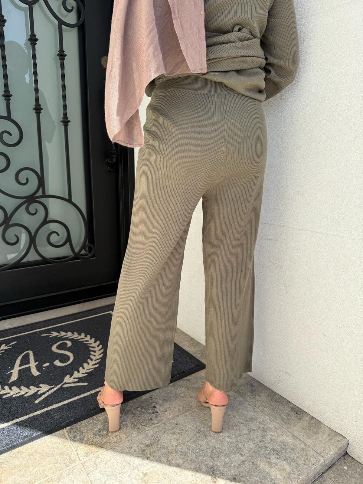 Knit Pants Set