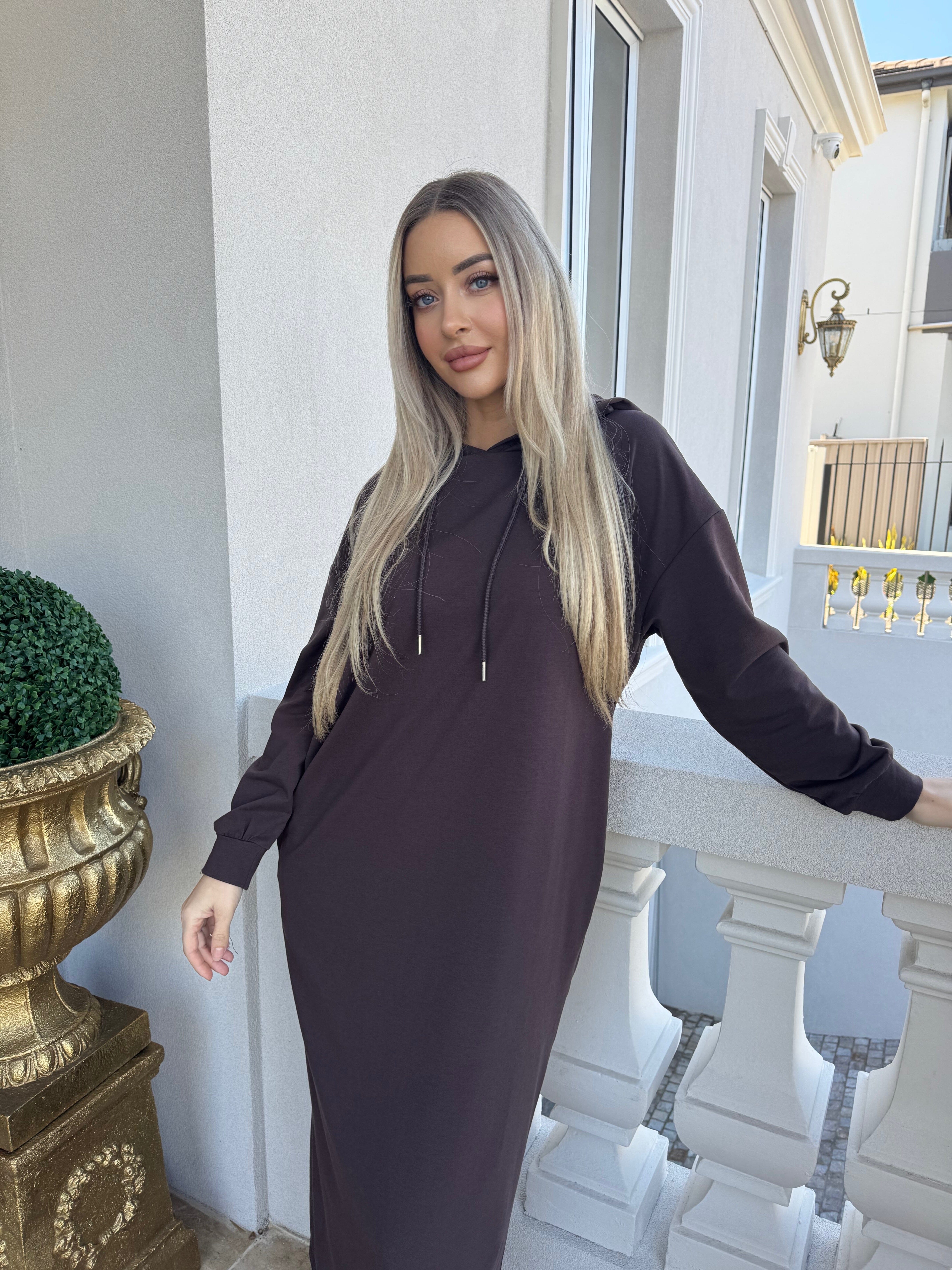 Laura Abaya
