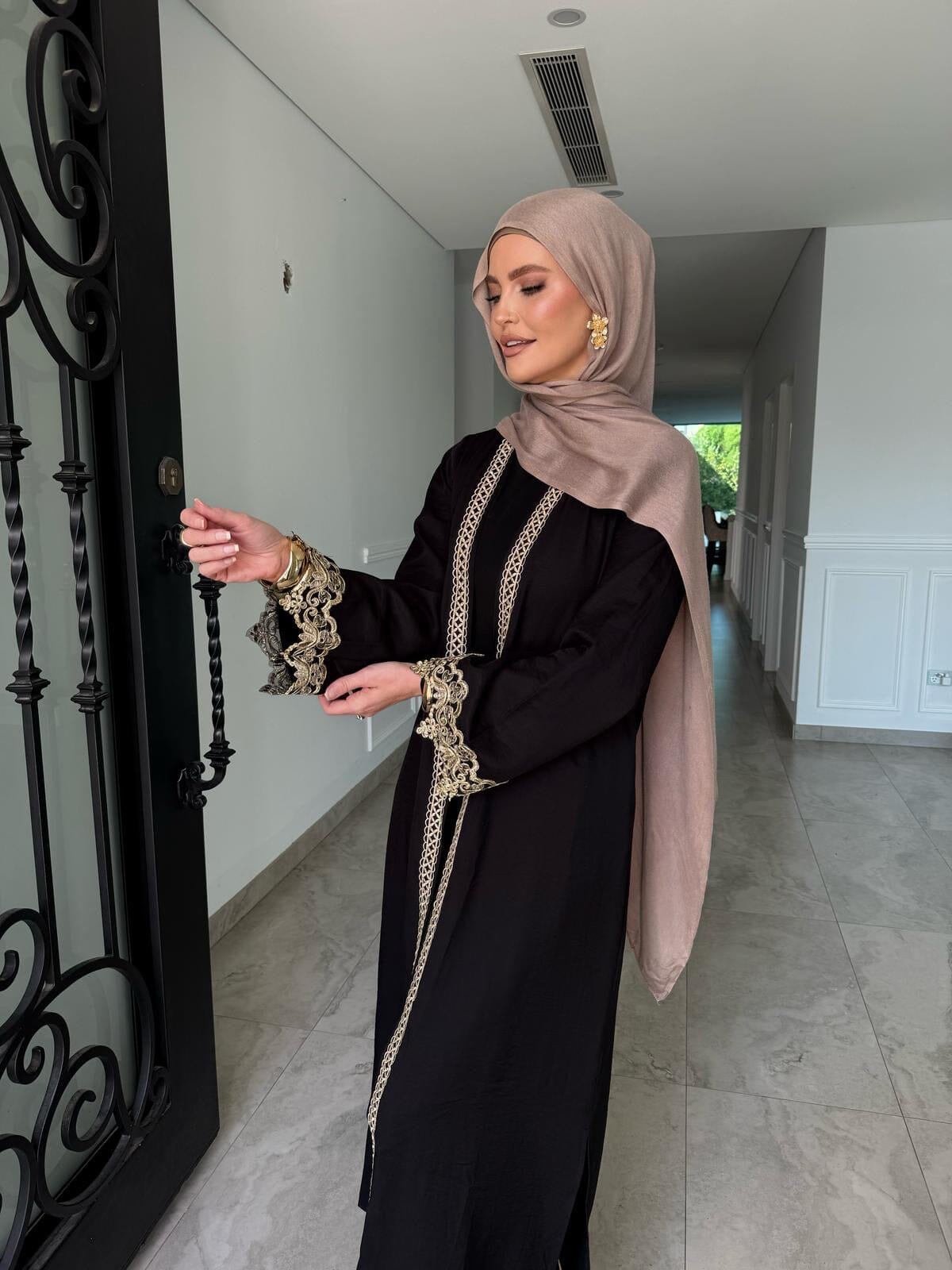 Lace Abaya