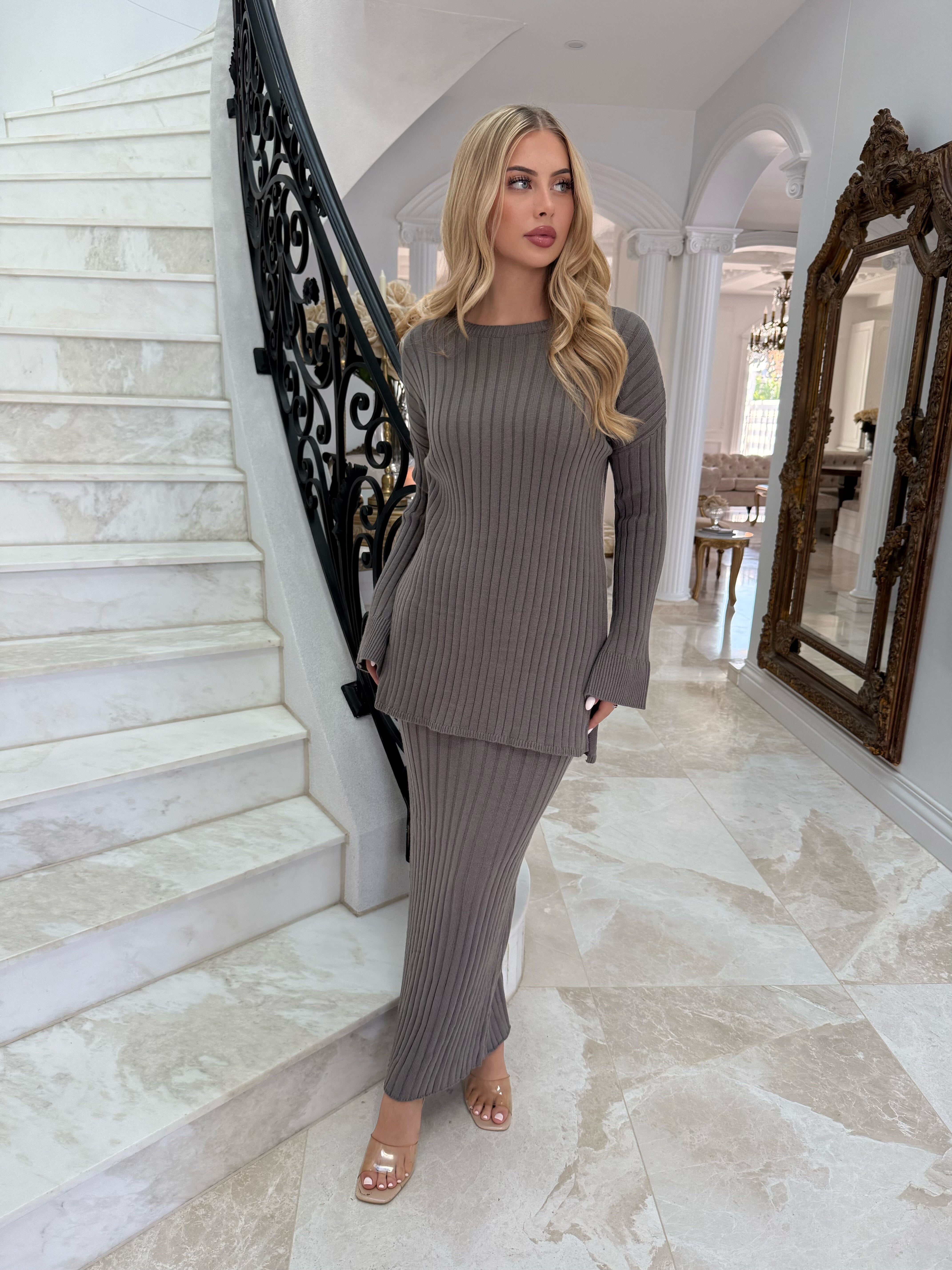 Ribbed Skirt Set