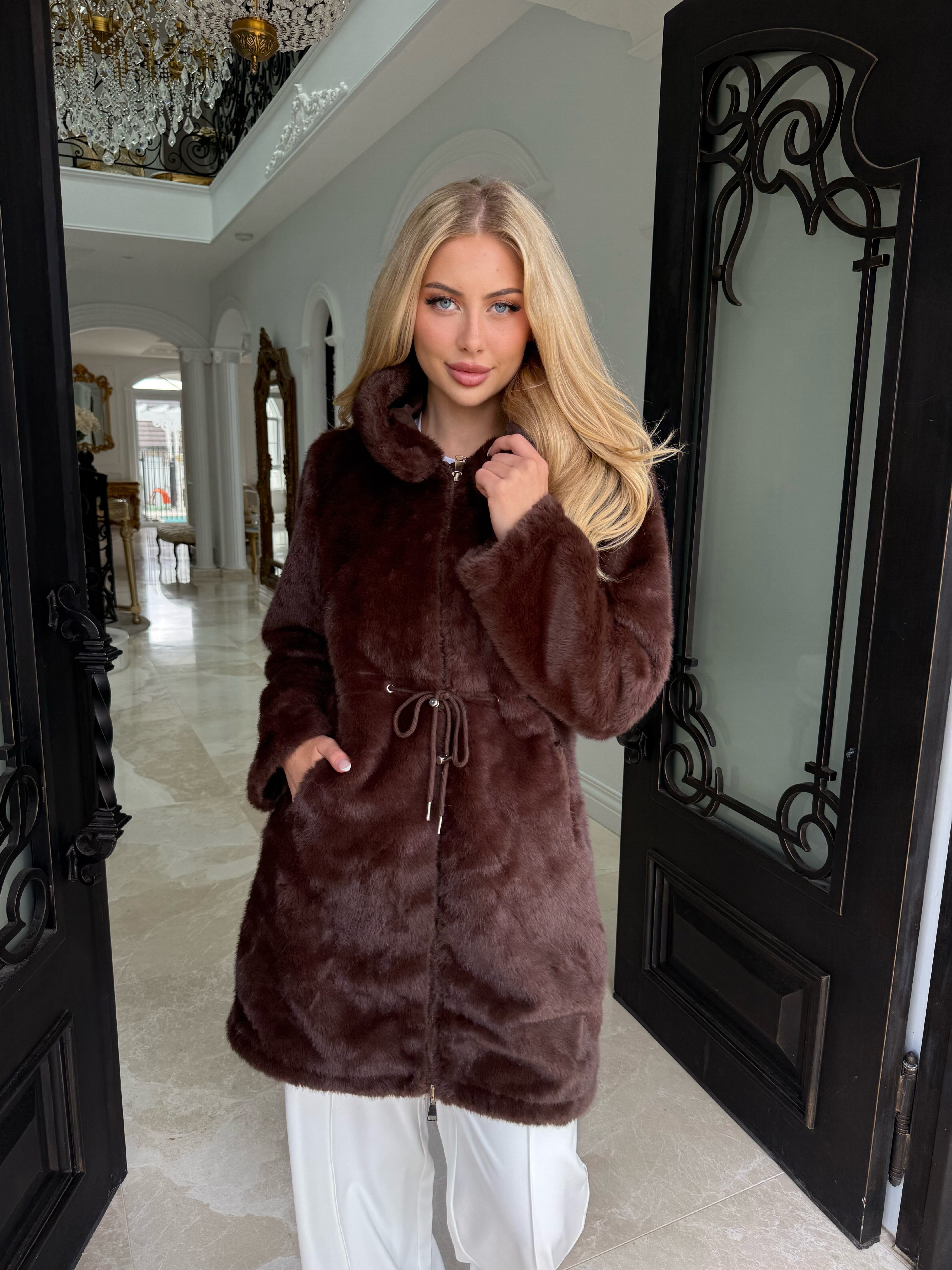 Reversible Trench