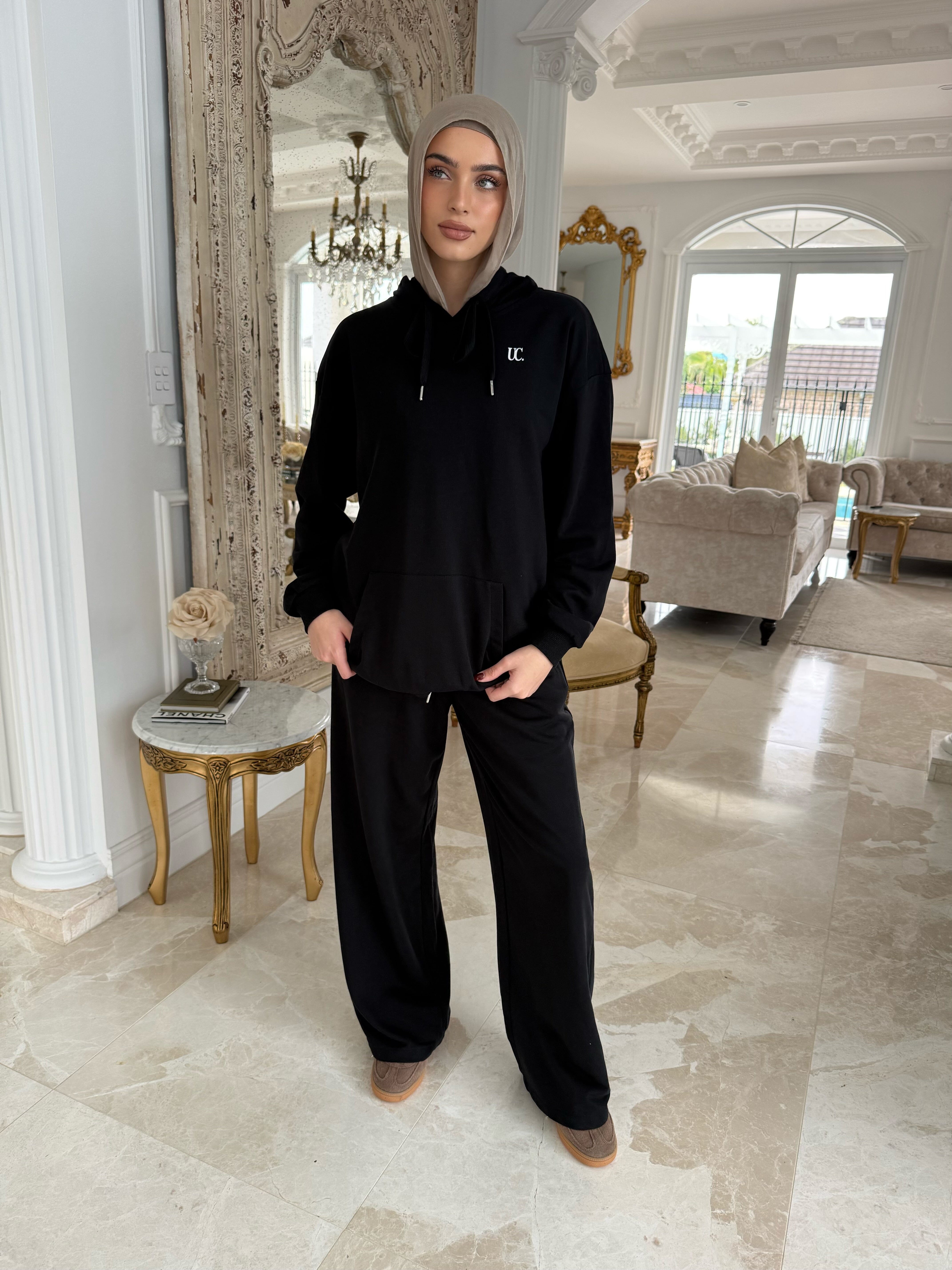 UC Trackie Set