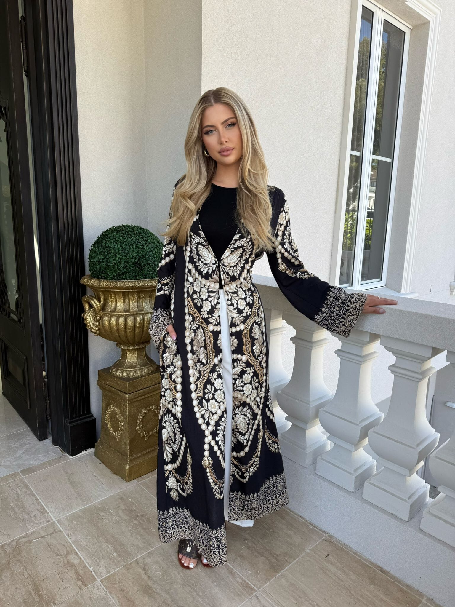 Delta Black Kimono