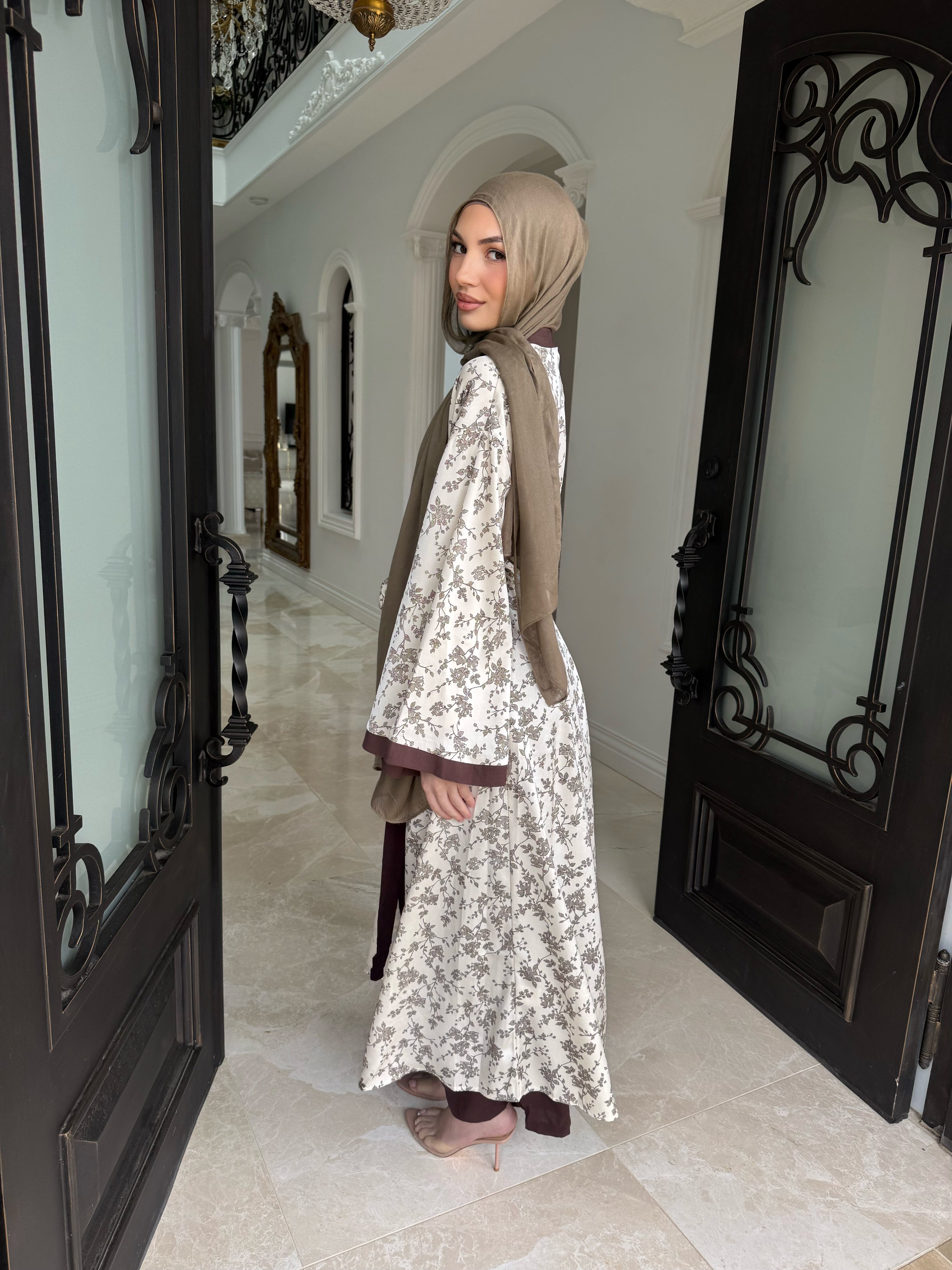 Soft Floral Abaya