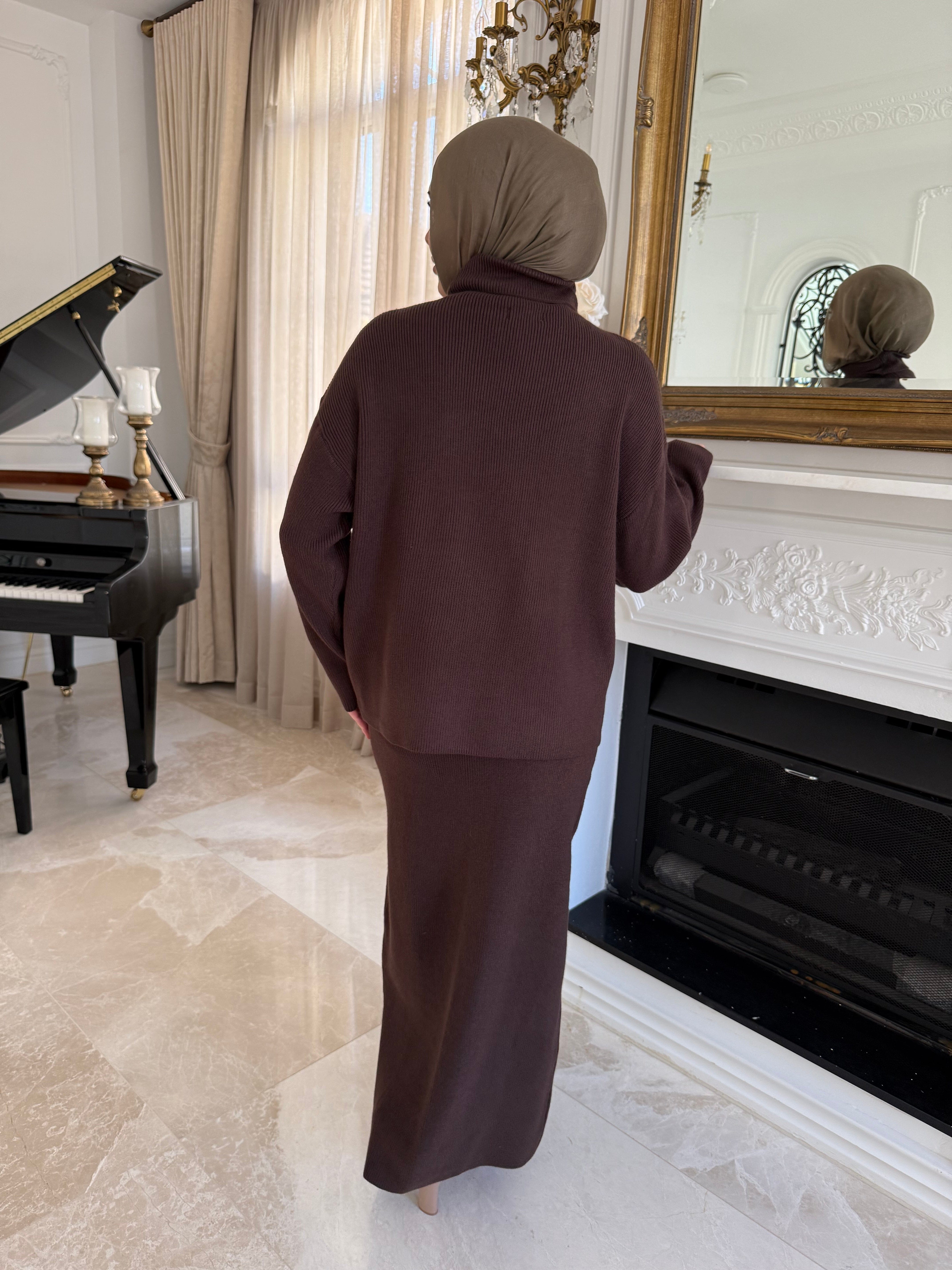 Turtle Neck Knit Set