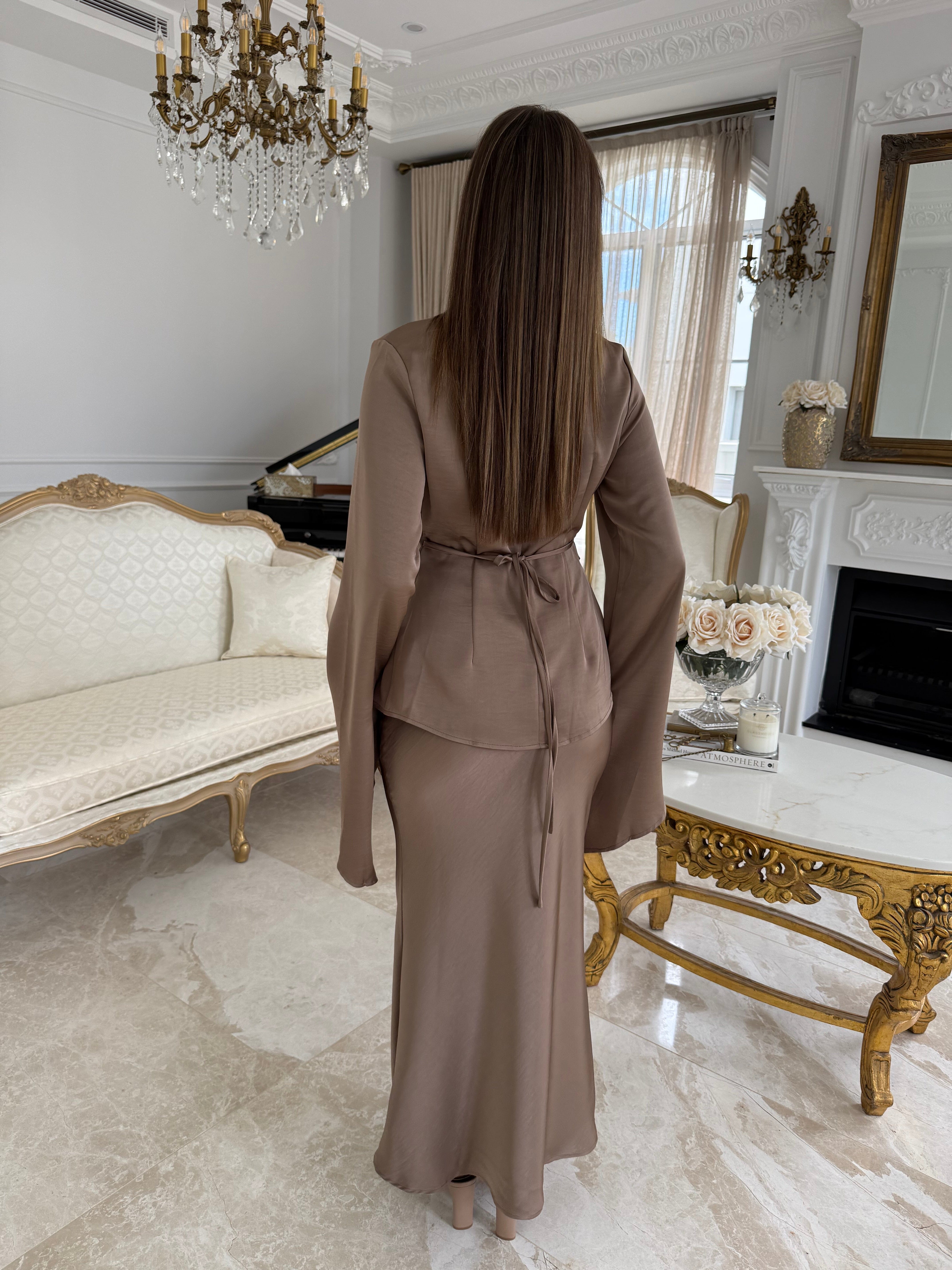 Layali Satin Bell Sleeve Set