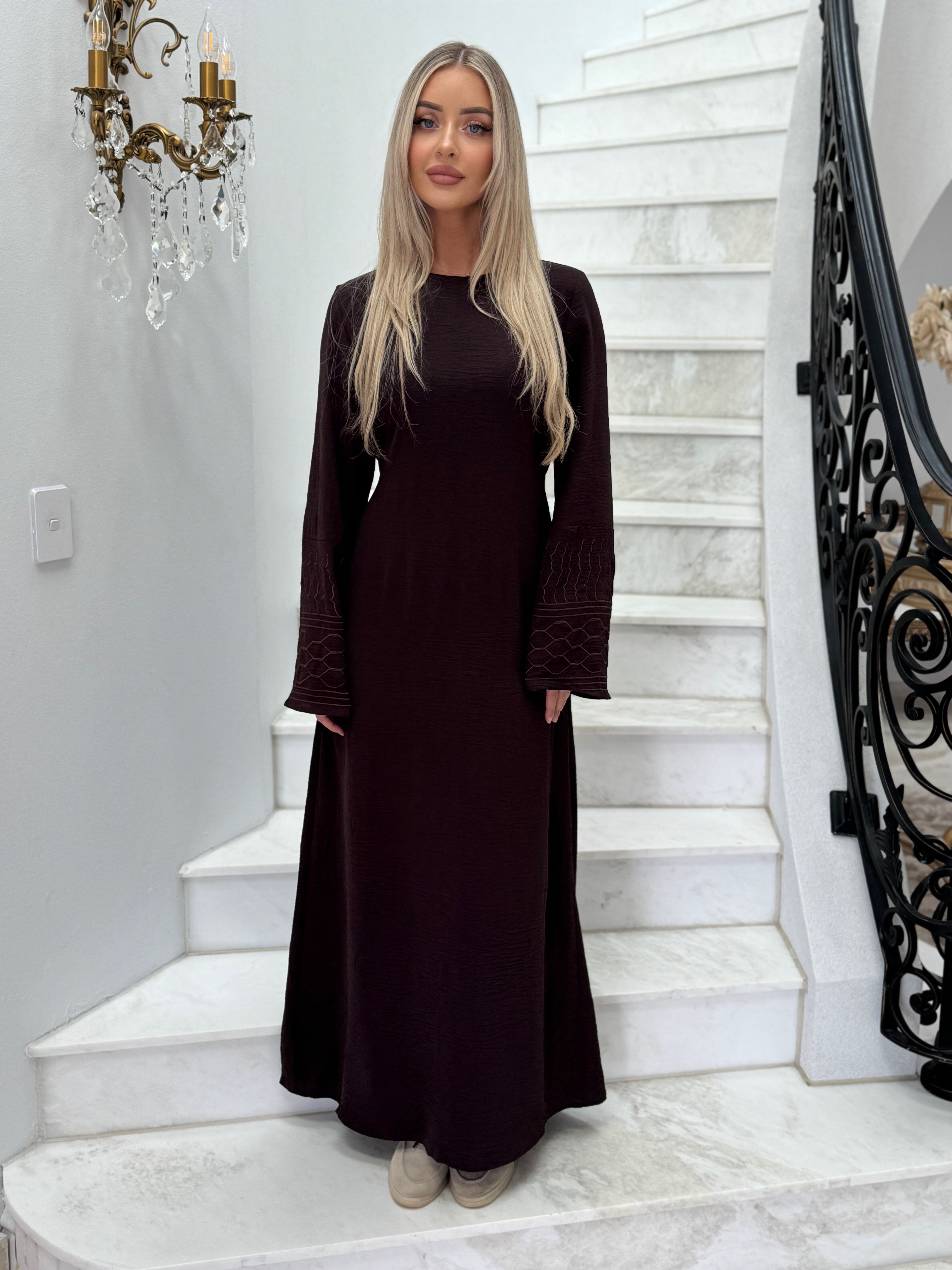 Lara Abaya Set