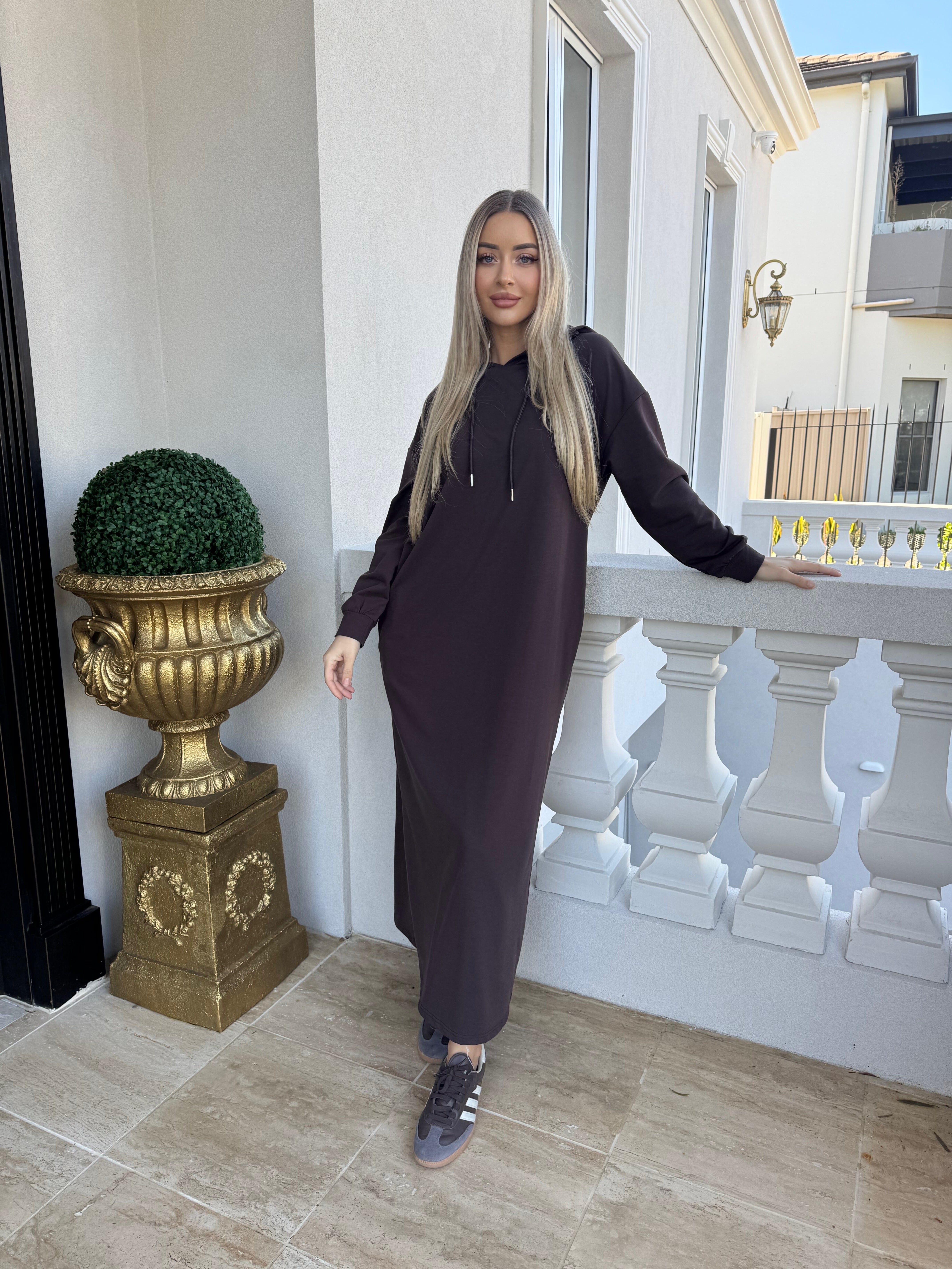 Laura Abaya