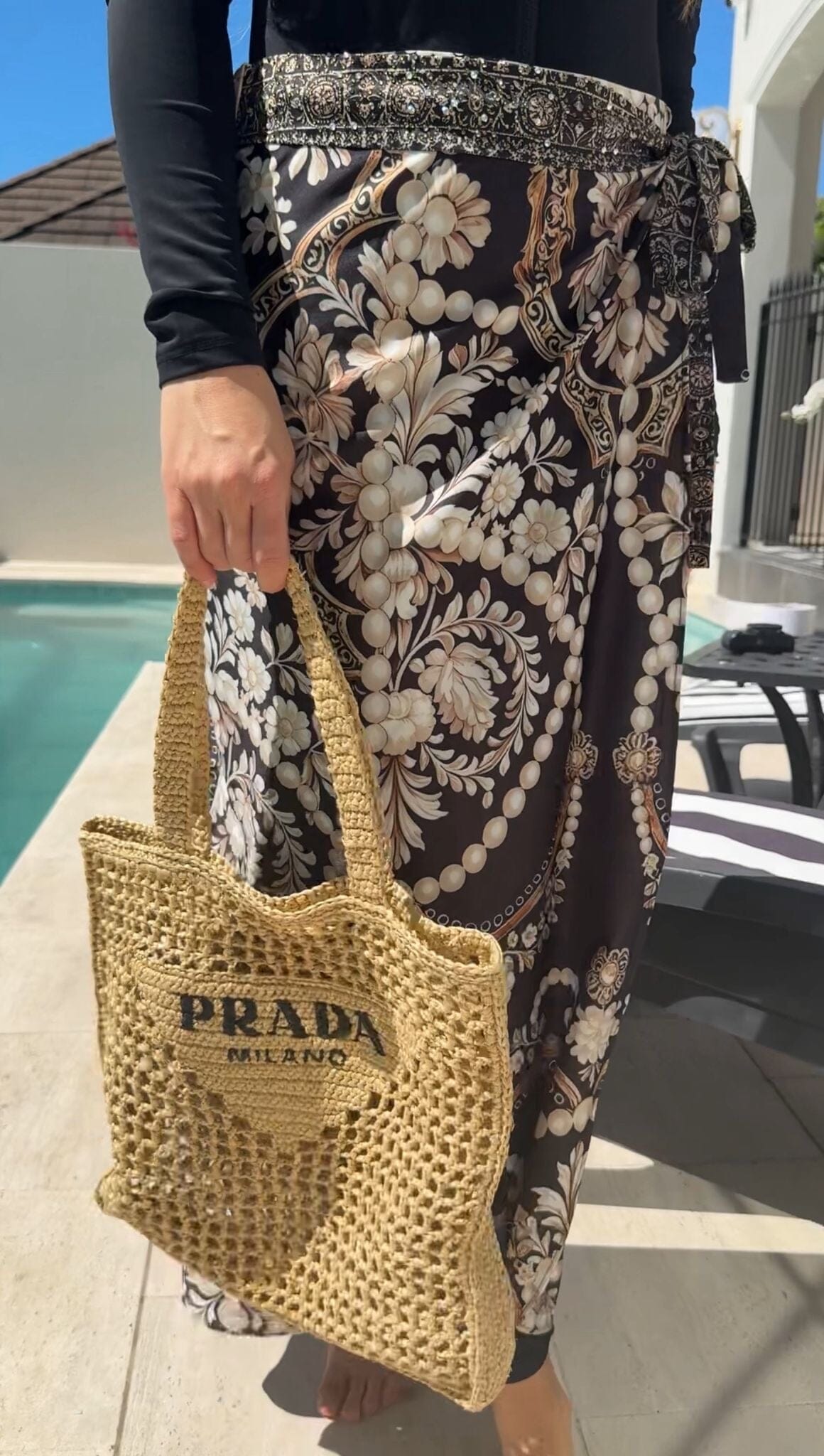 Warm Resort Monochrome Sarong