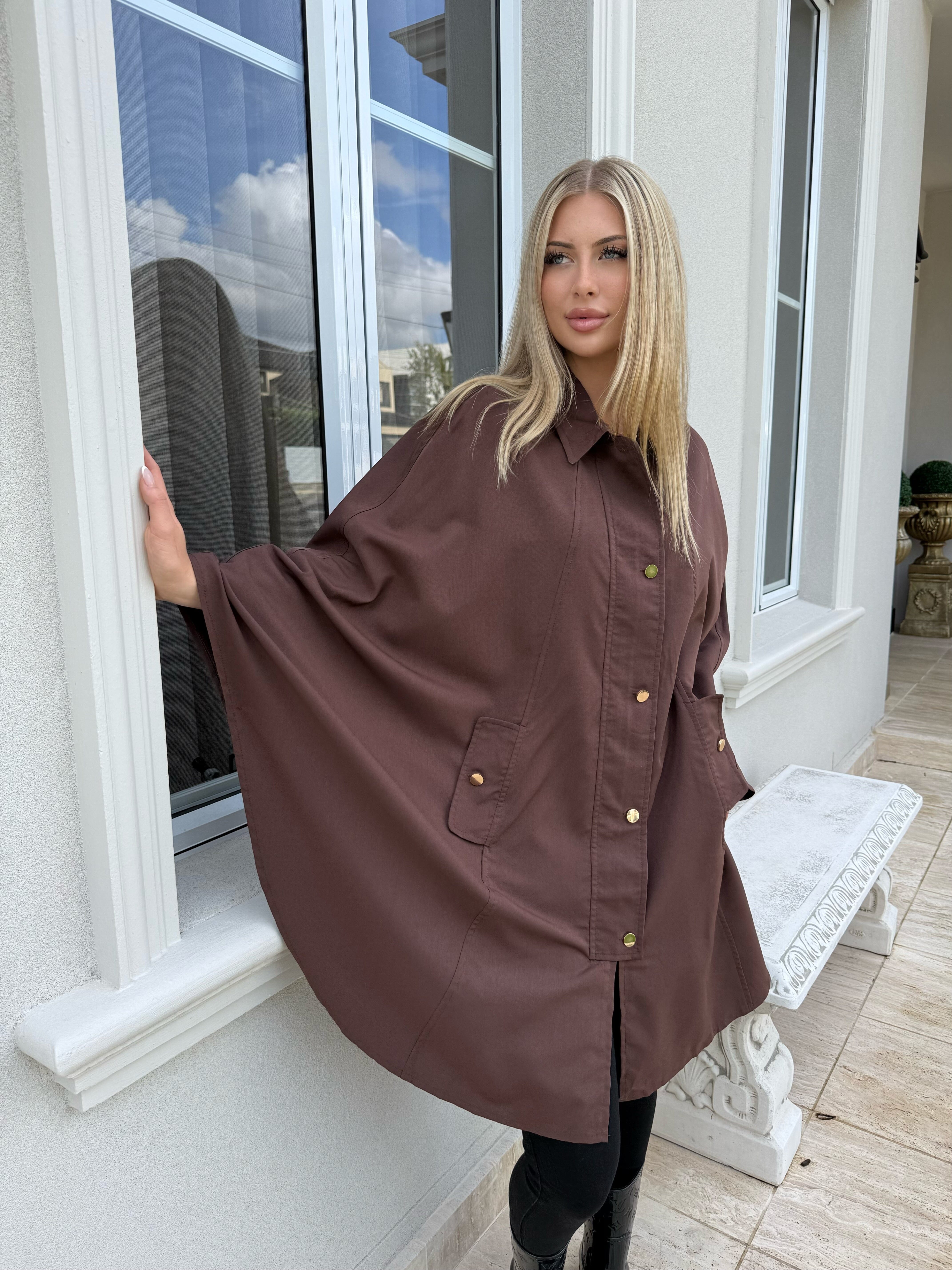 Poncho Trench