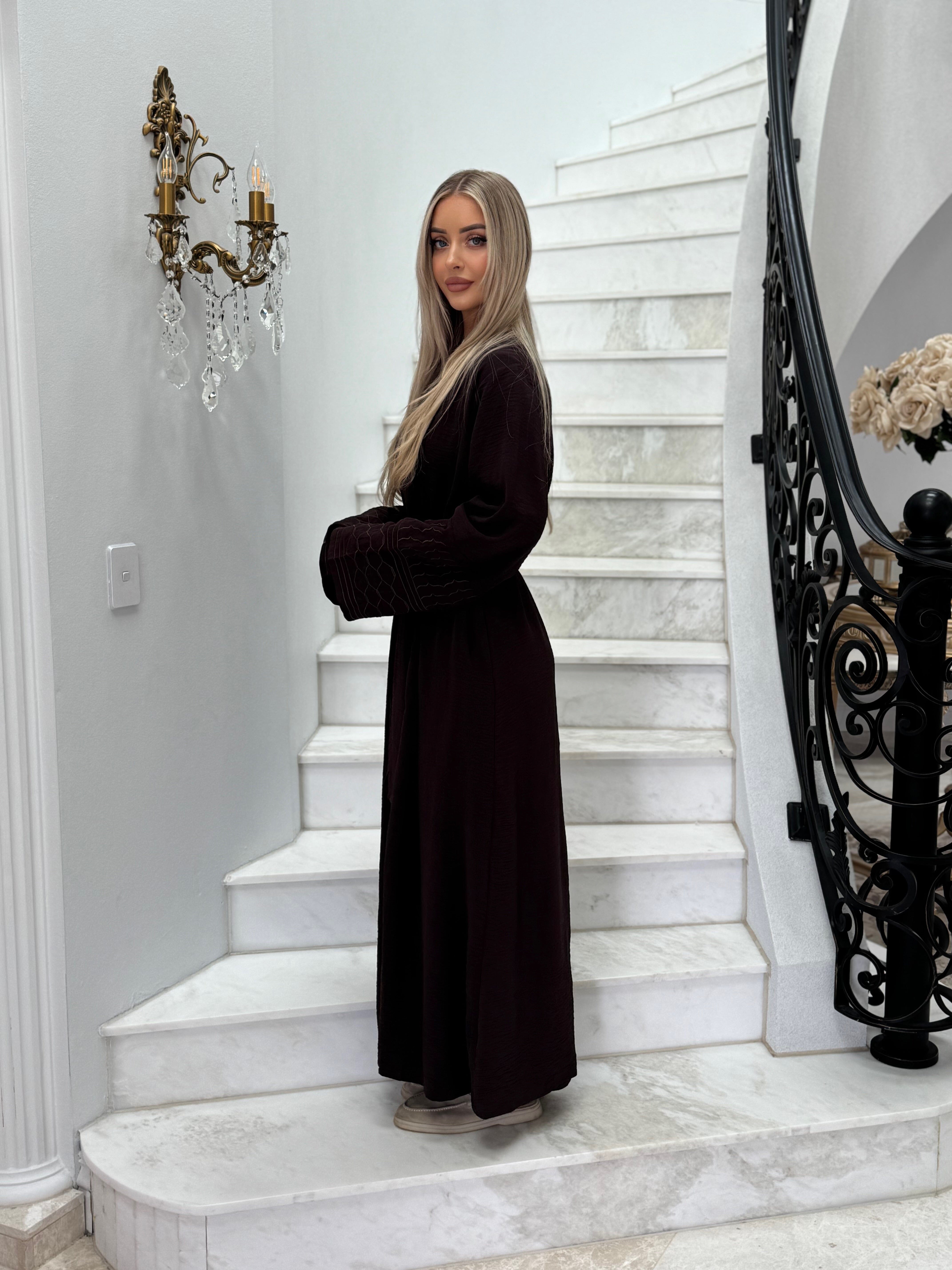 Lara Abaya Set
