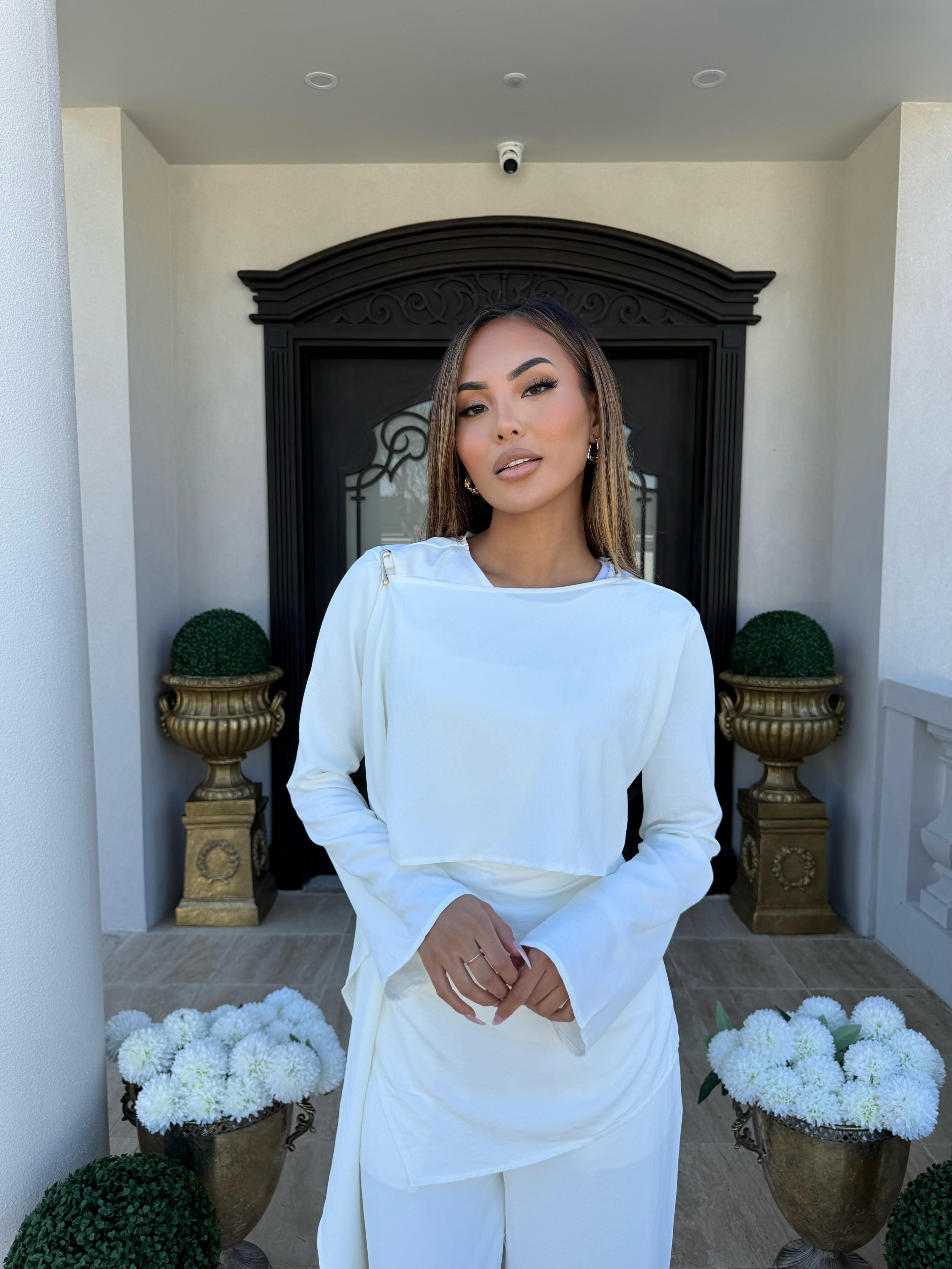 White Drape Set