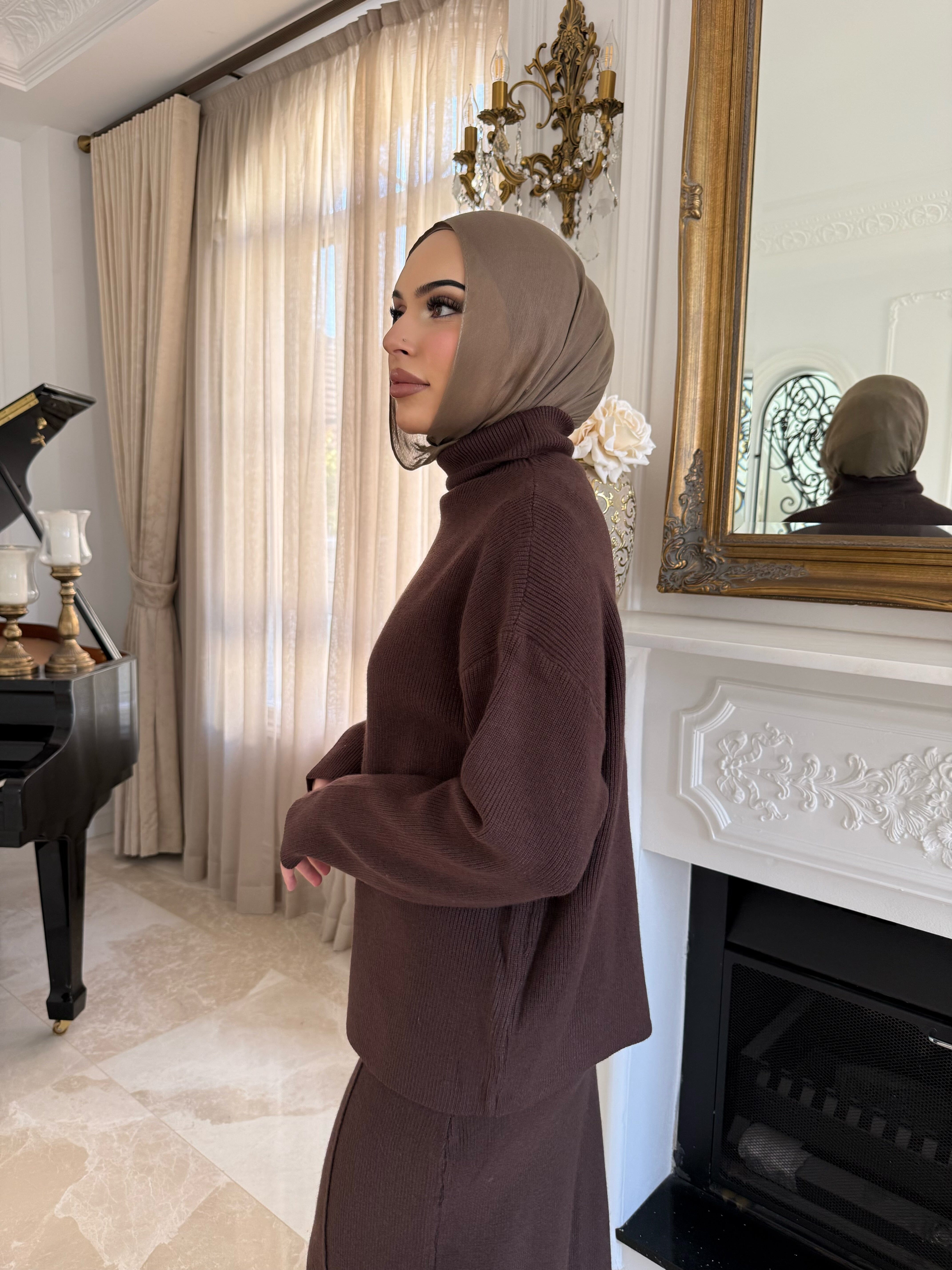 Turtle Neck Knit Set