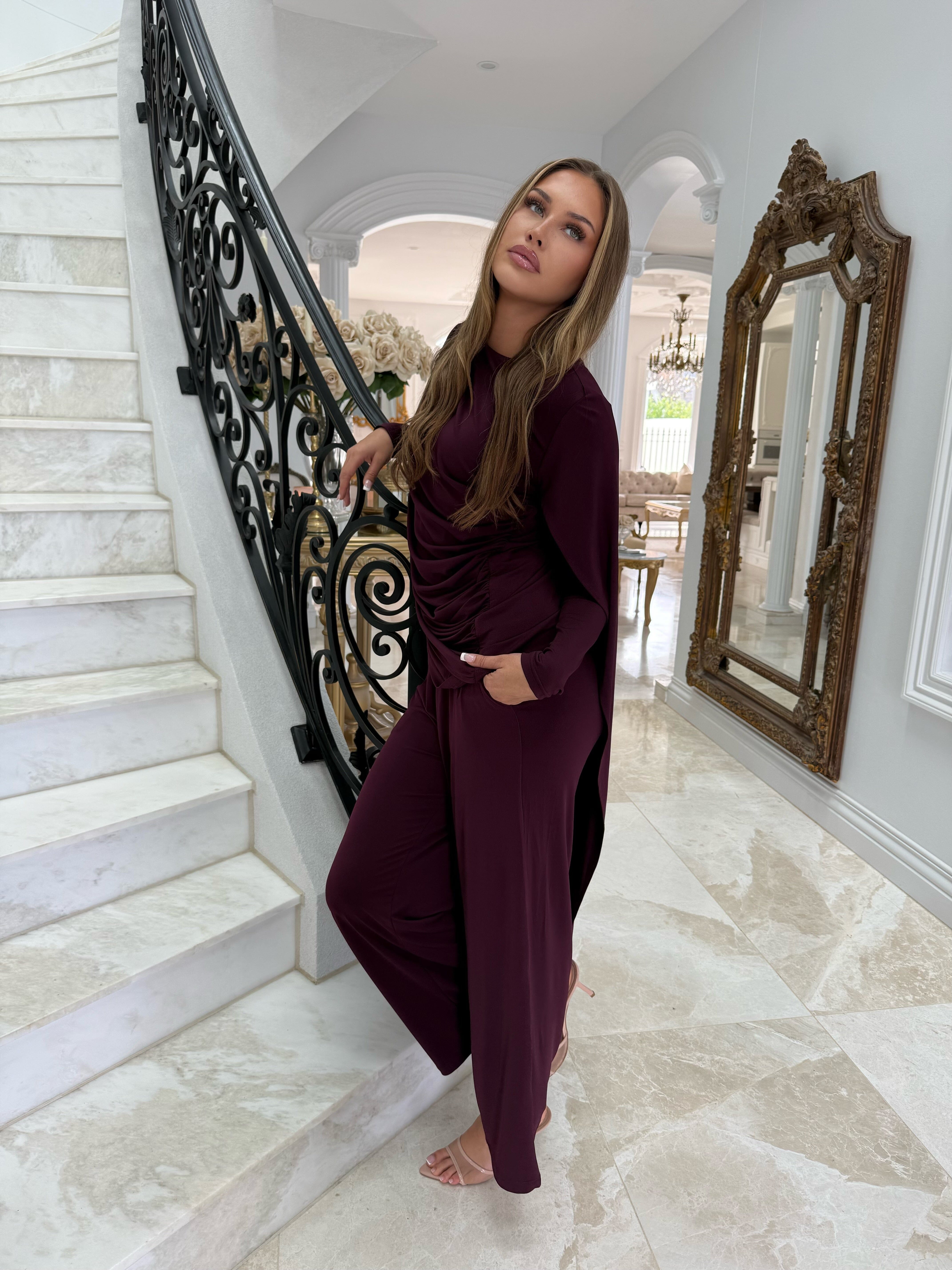 Drape 2 Piece Set