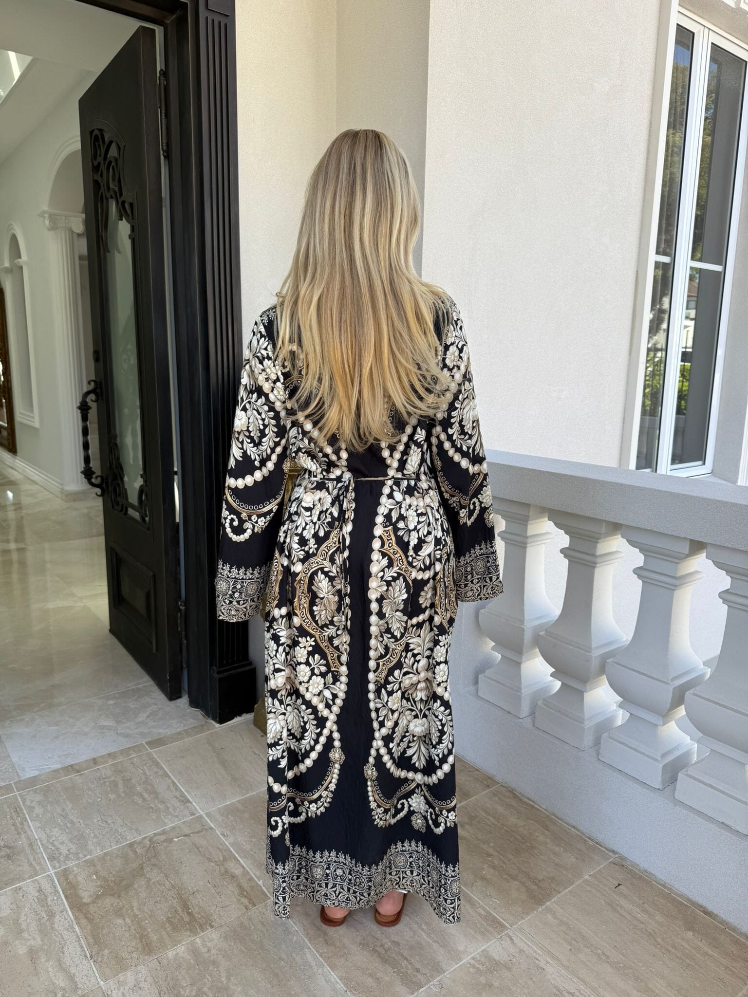 Delta Black Kimono