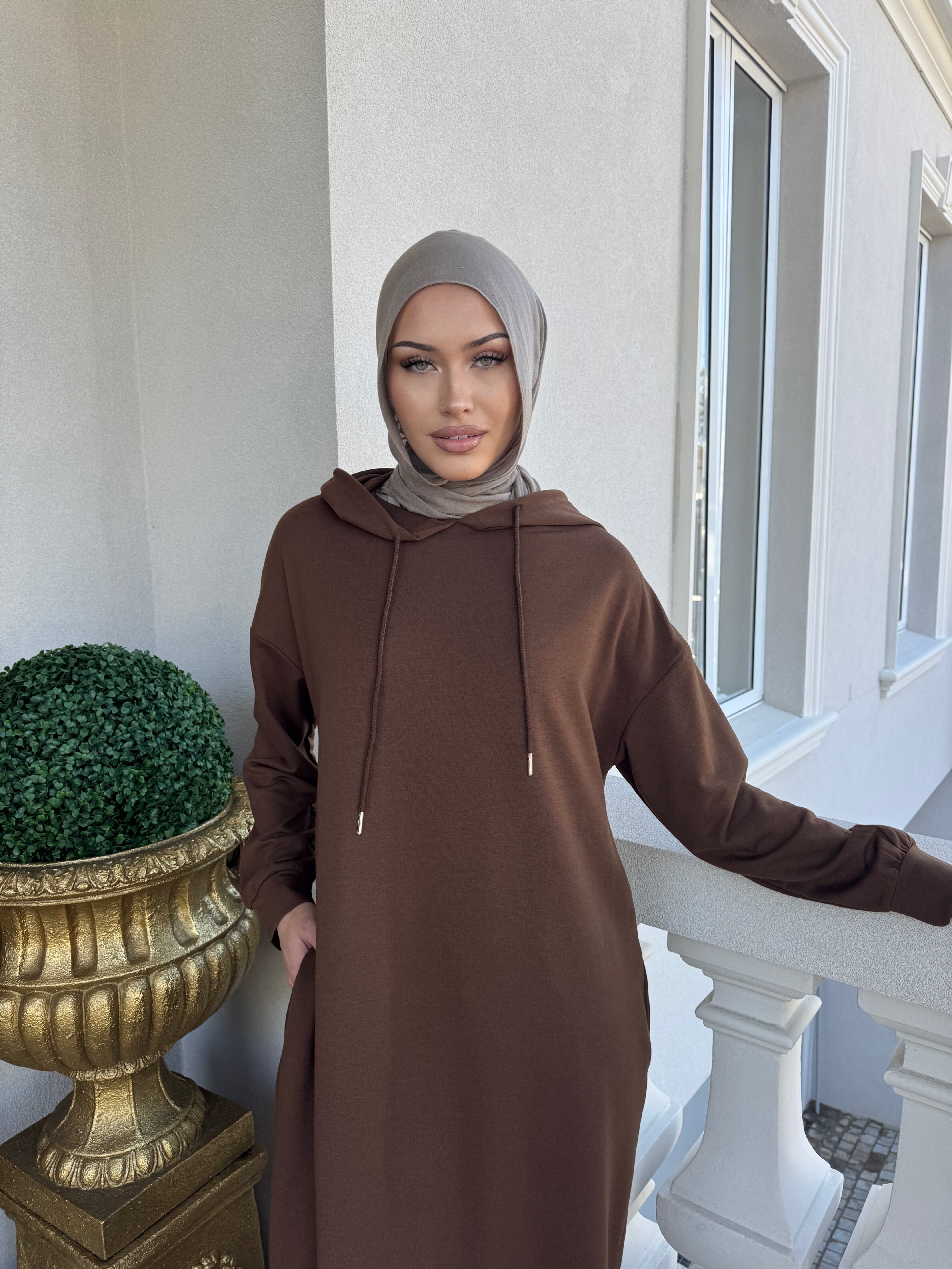 Laura Abaya