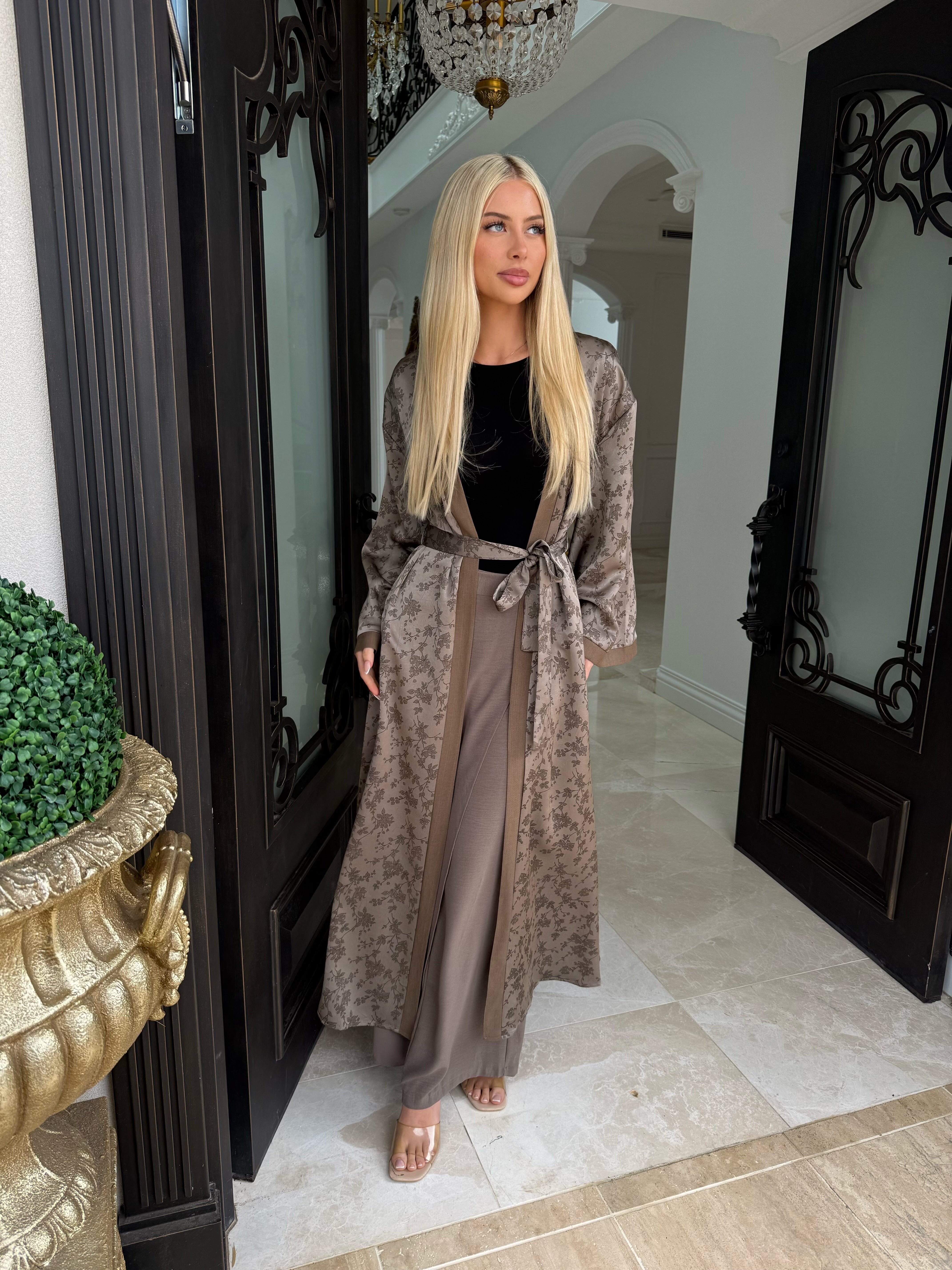 Soft Floral Abaya
