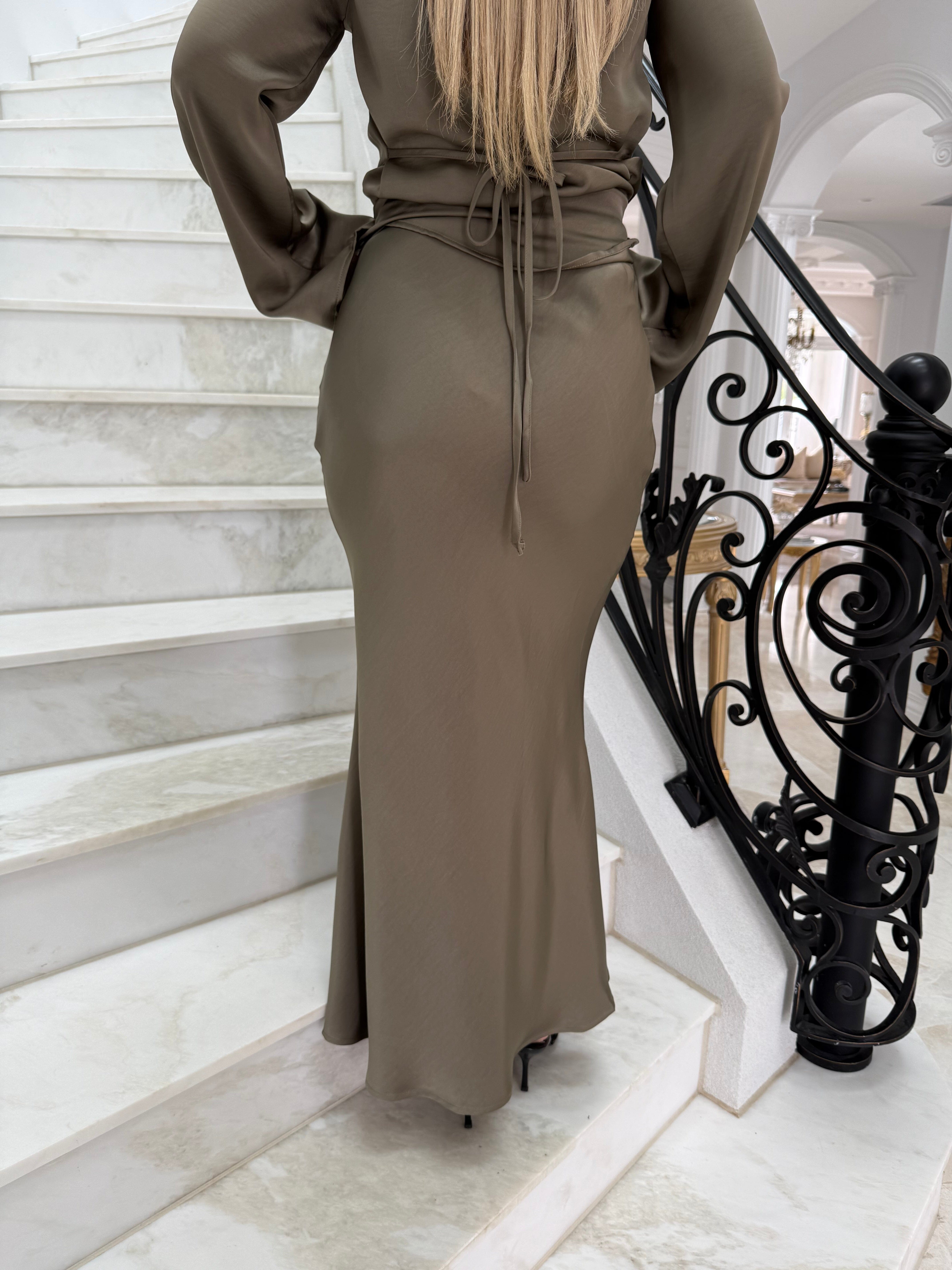 Layali High Neck Set