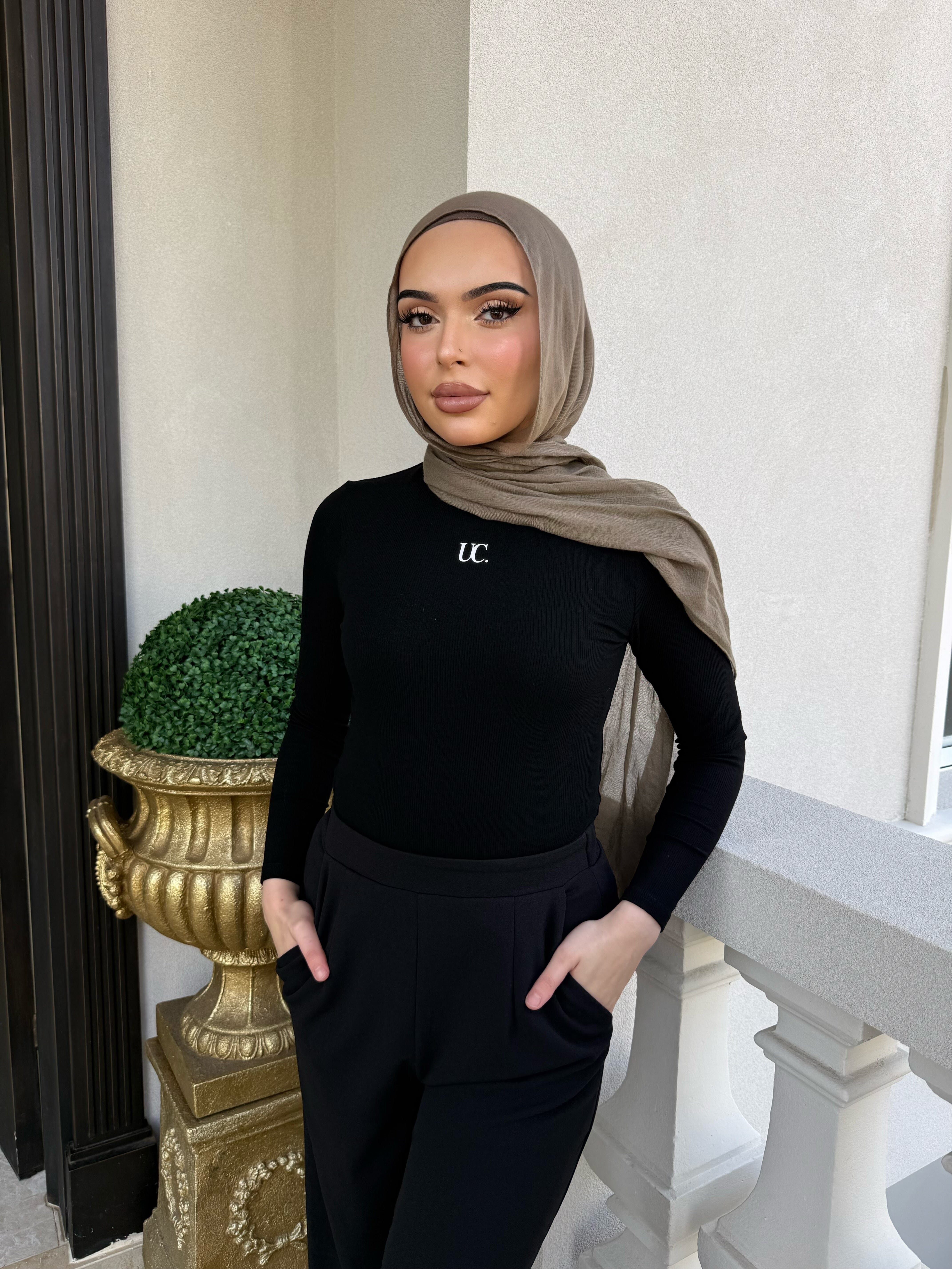 UC Ribbed Fitted Top