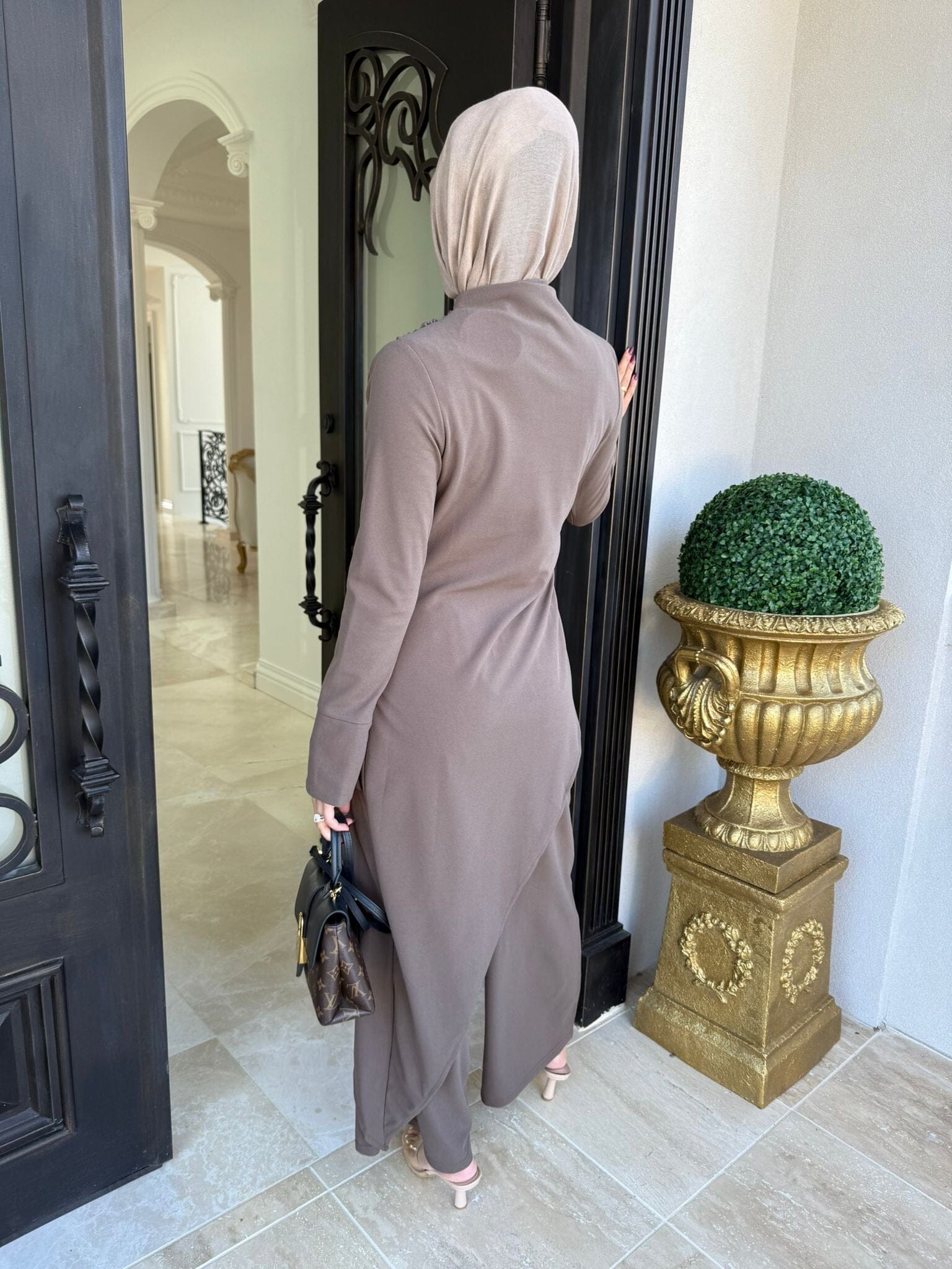 Amal Gathered Set