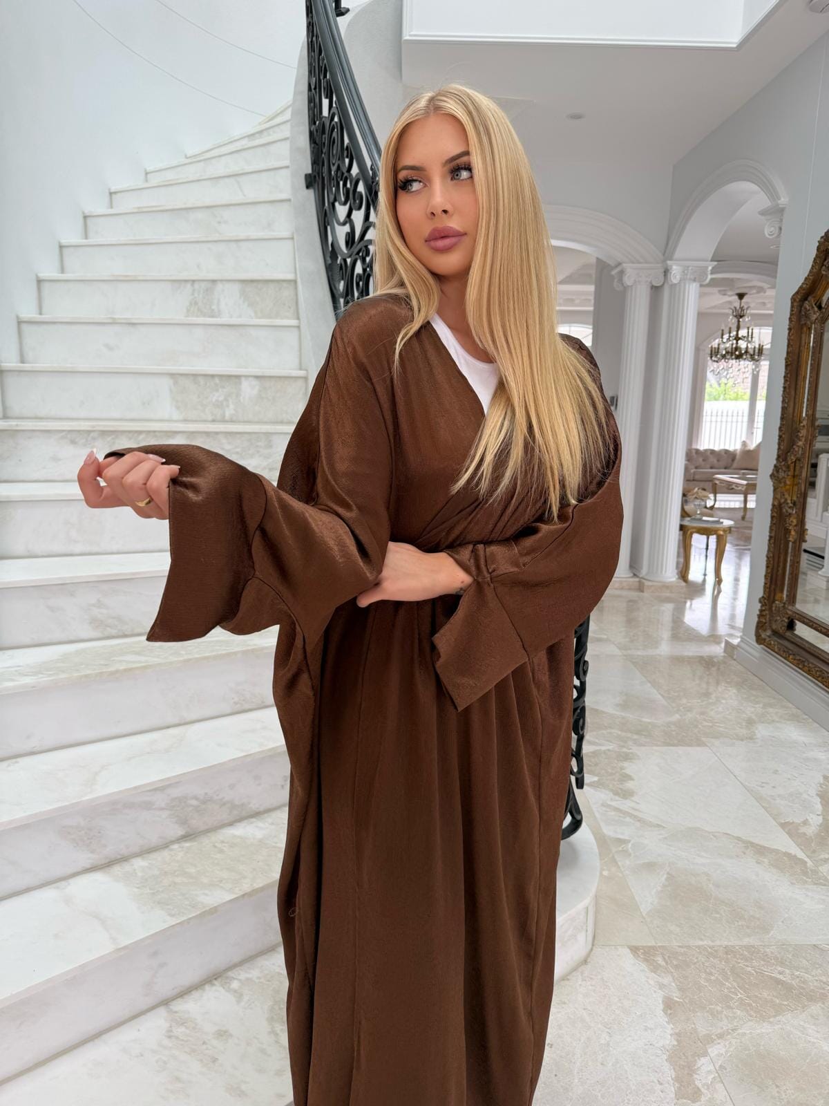 Layali Textured Abaya
