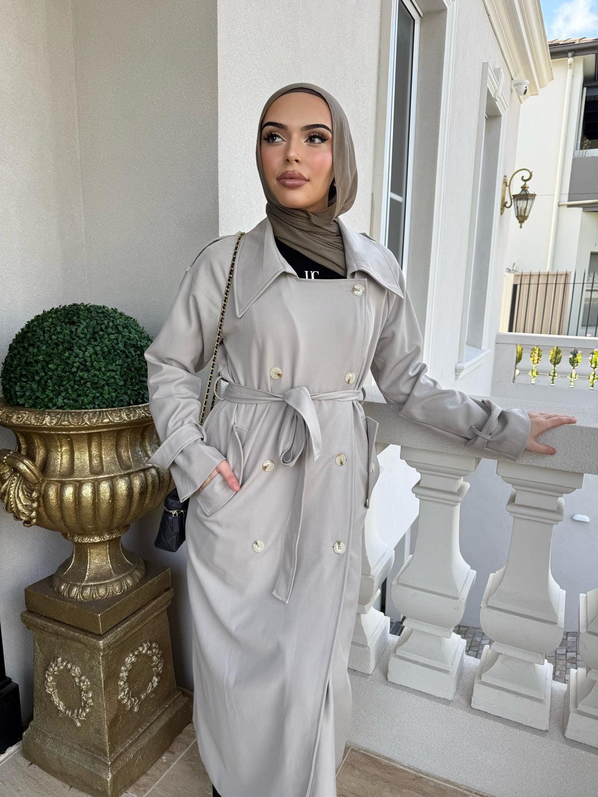 High end Maxi Trench