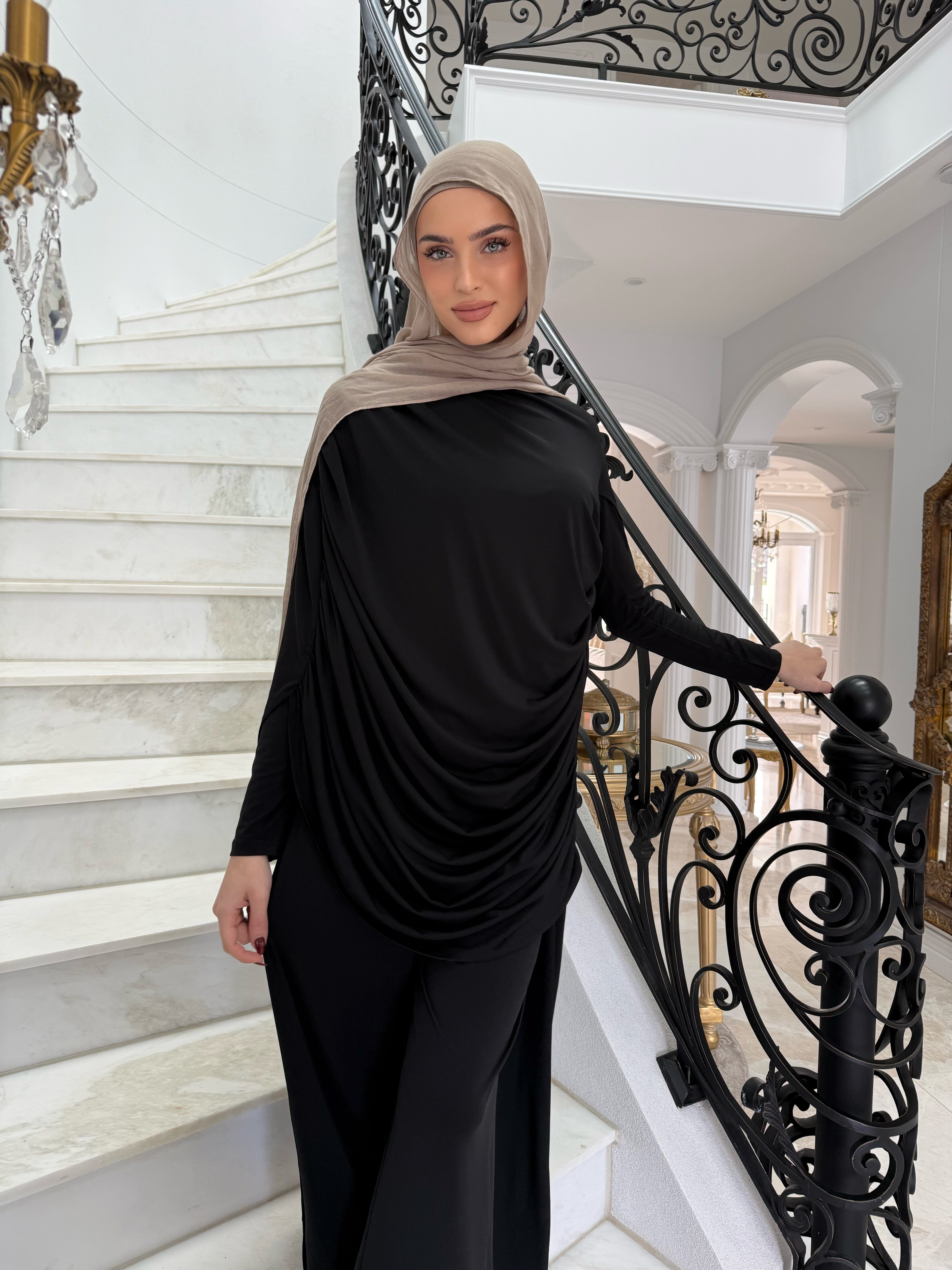 Drape 2 Piece Set