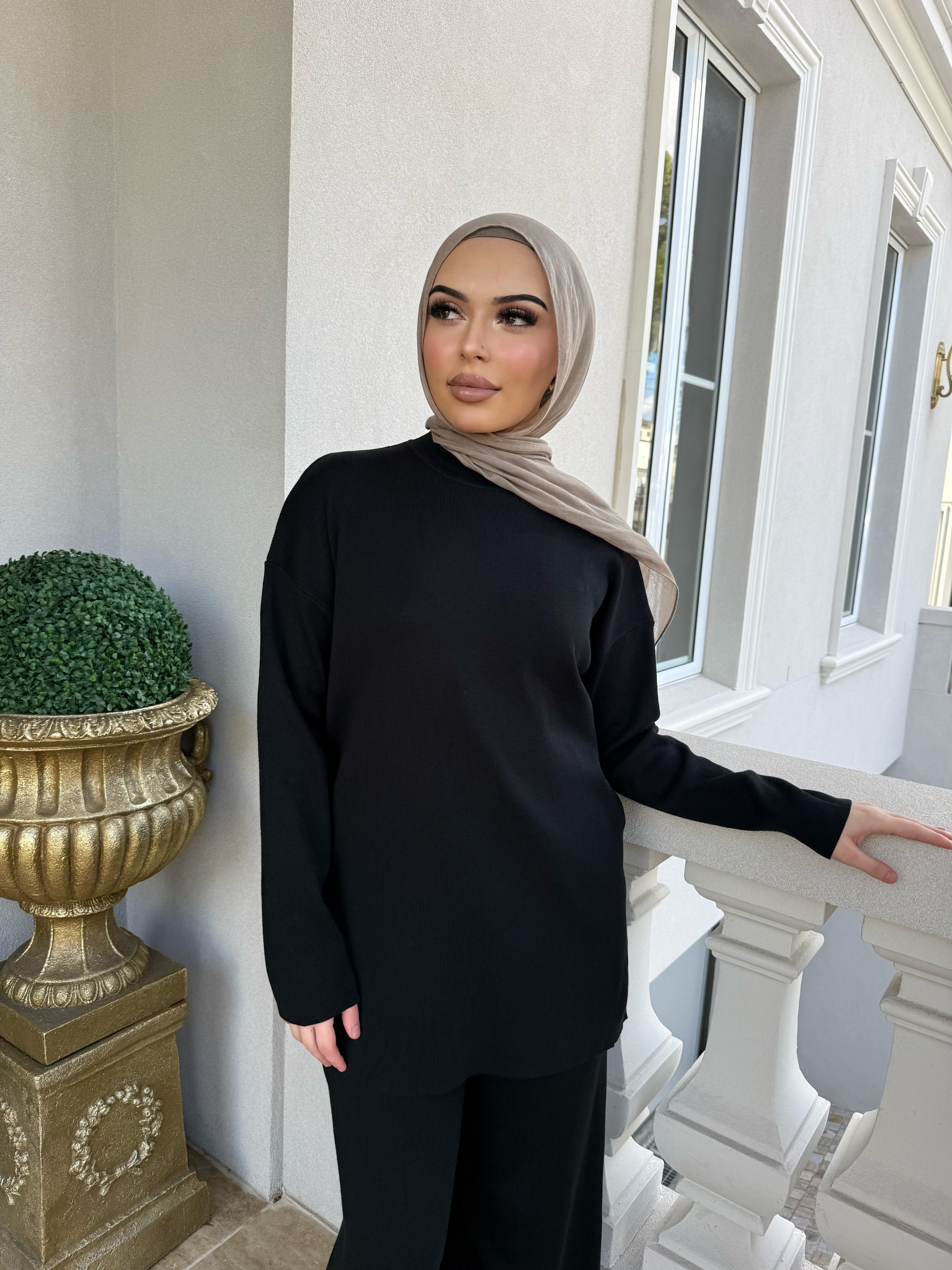 Amal Knit Set