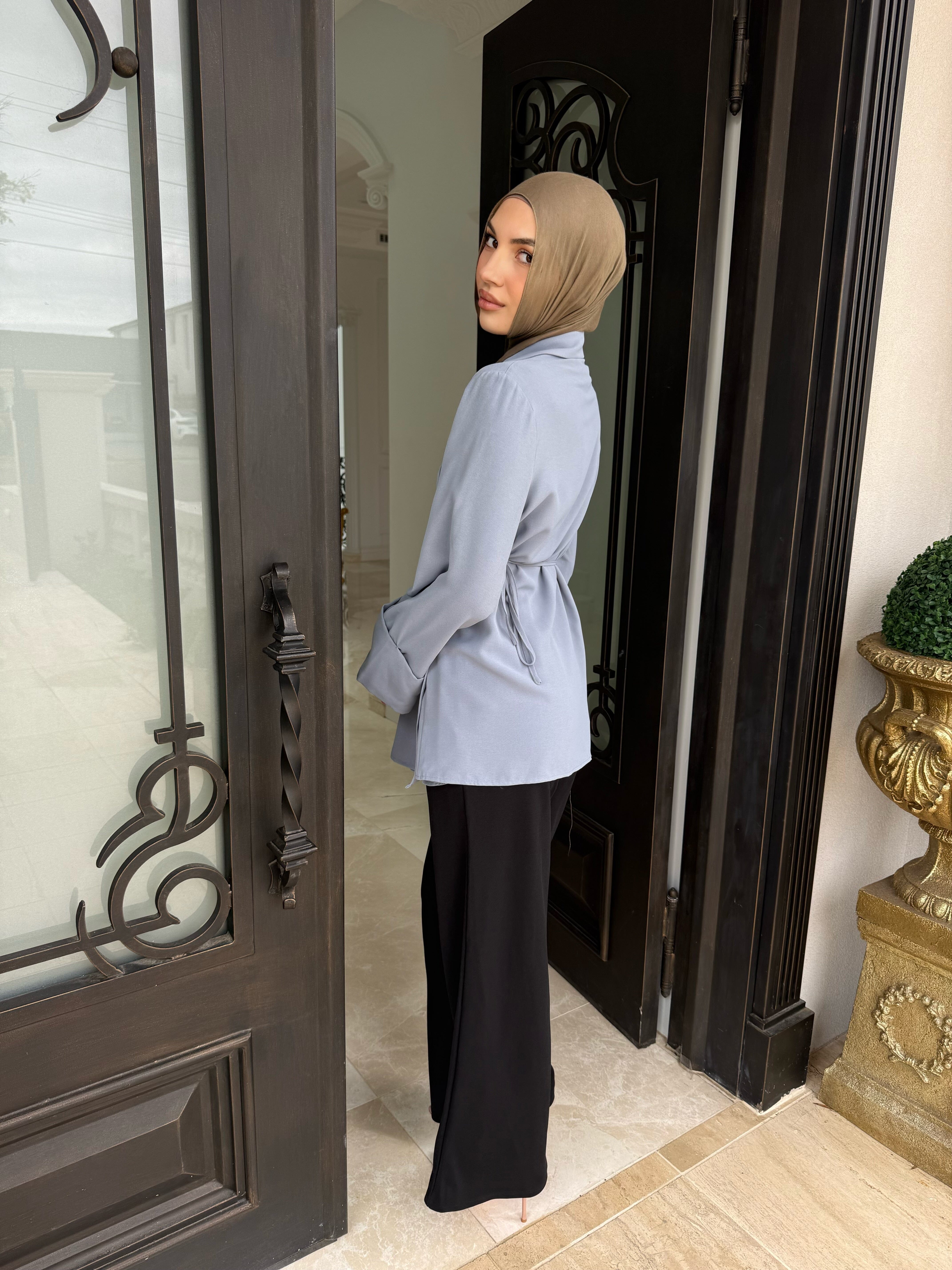 Tie Up Belle Sleeve Blouse