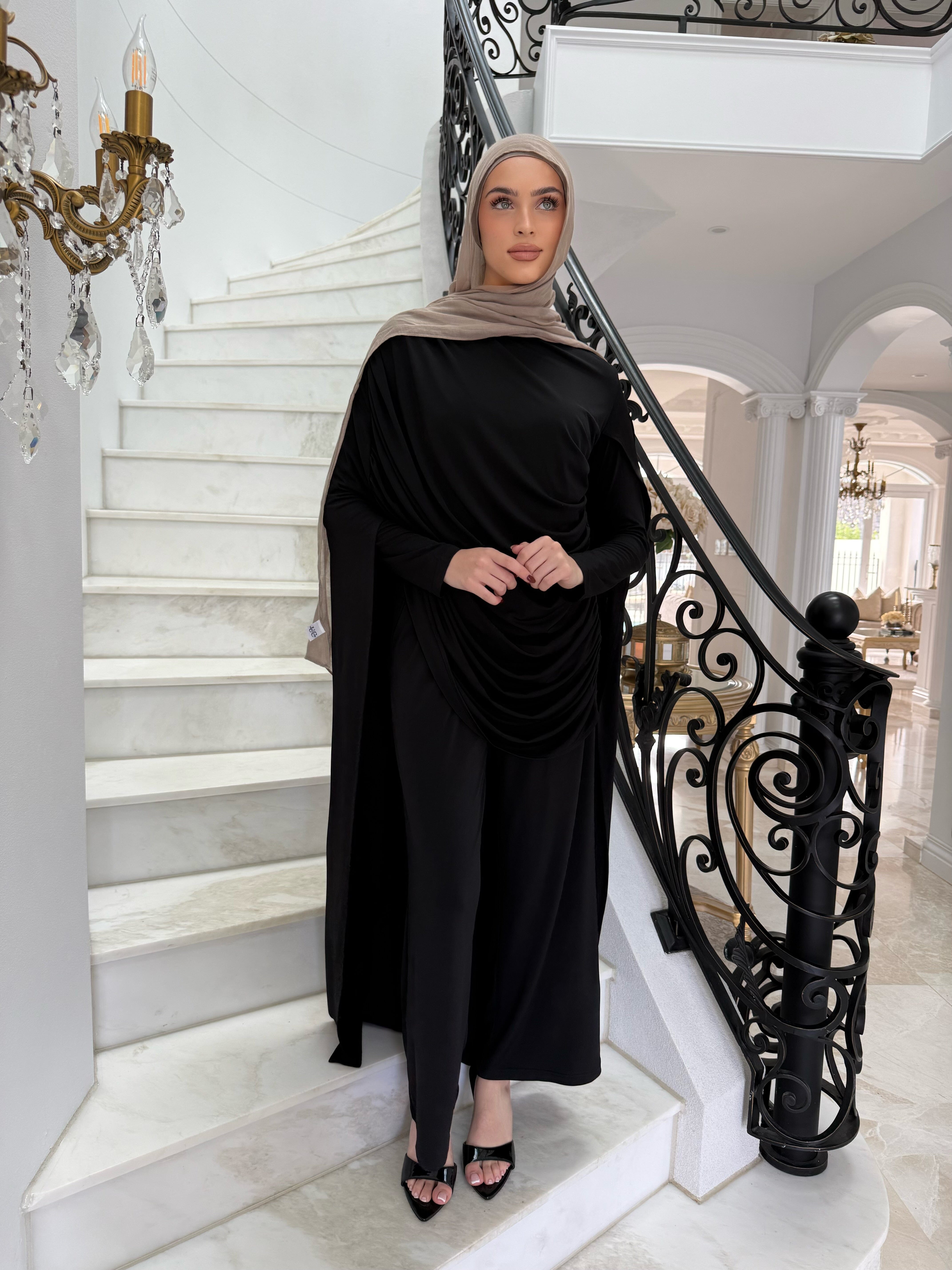 Drape 2 Piece Set