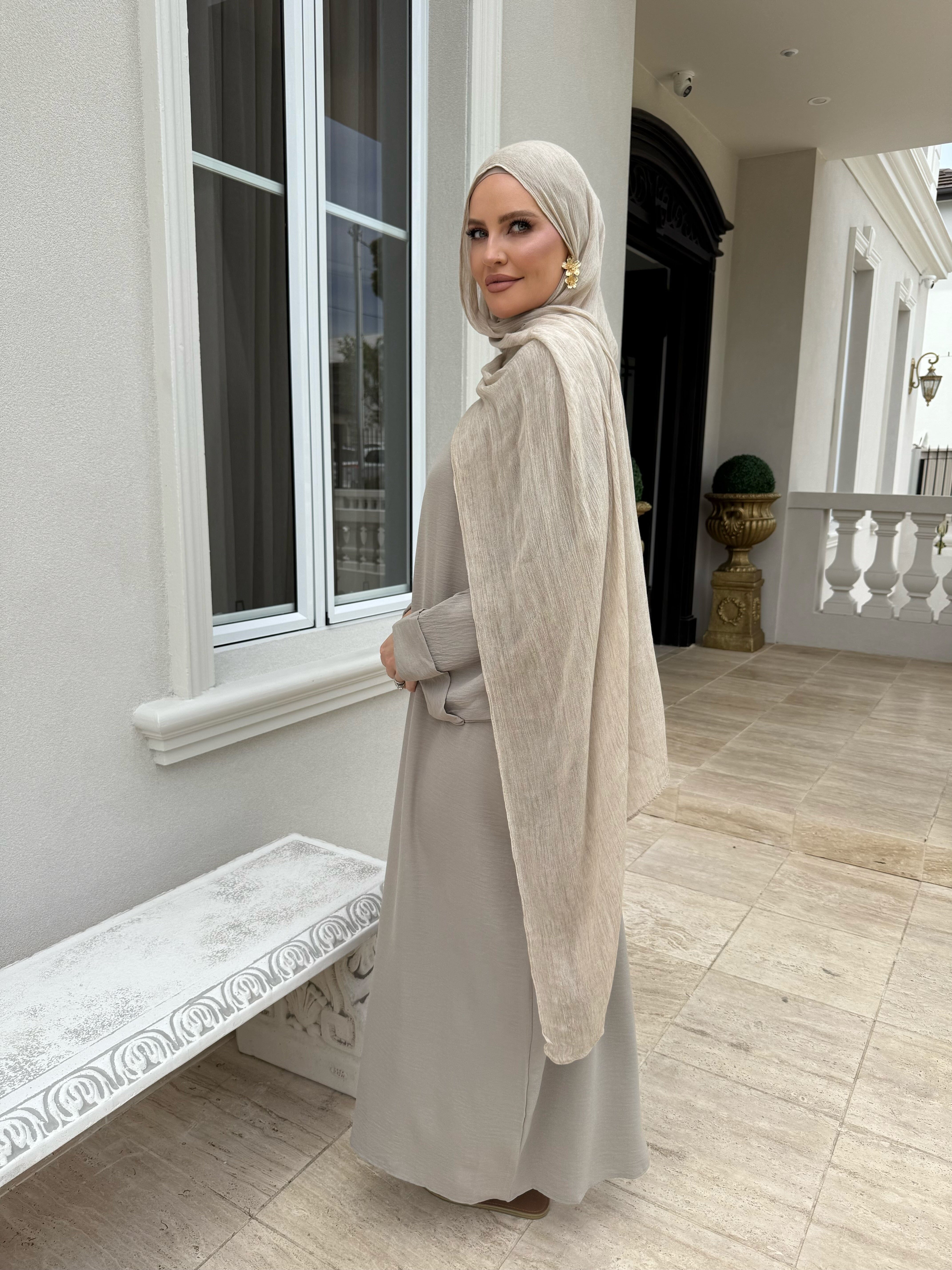 Summer Ivy Abaya
