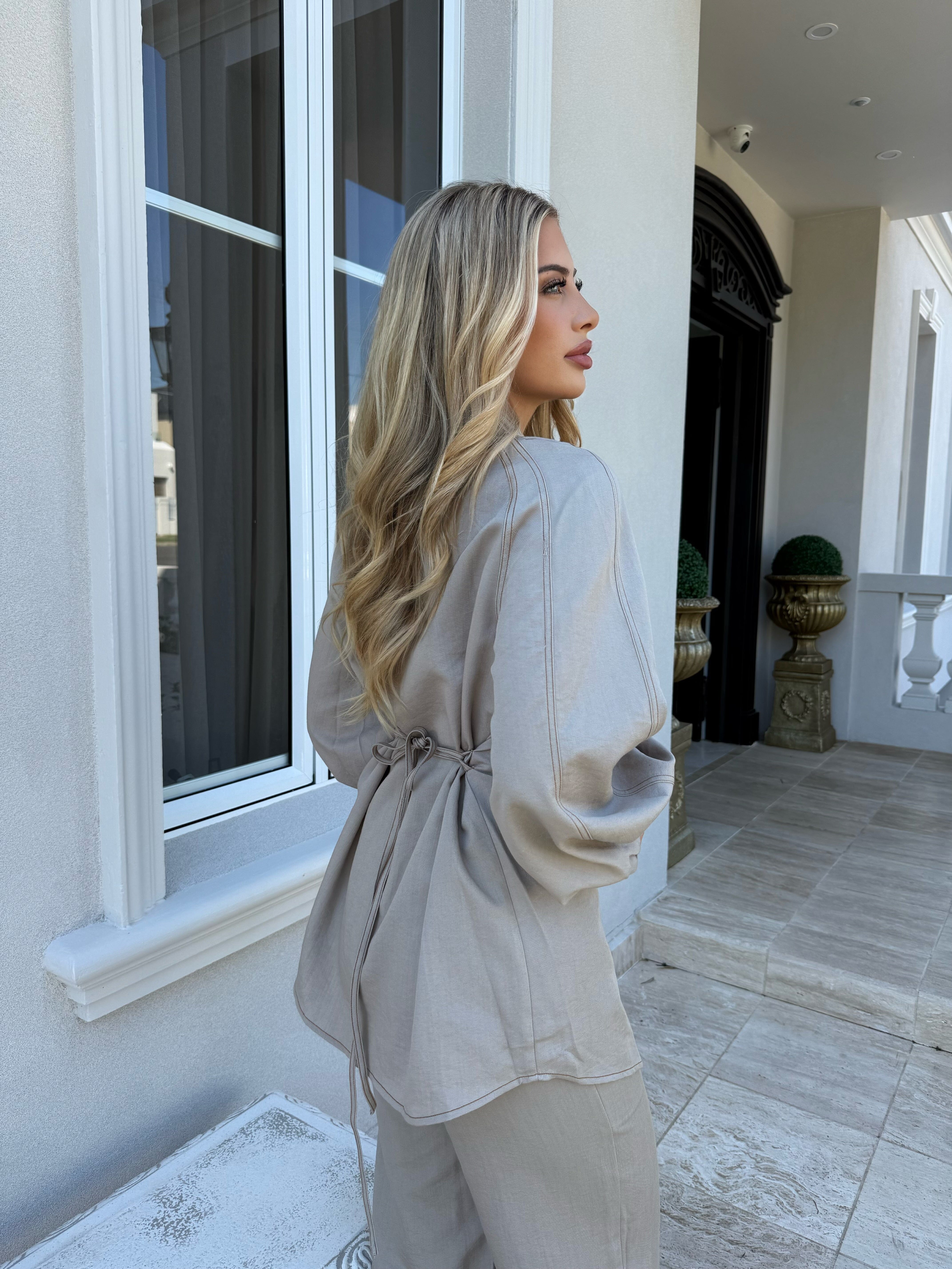 Contrast Madena Set