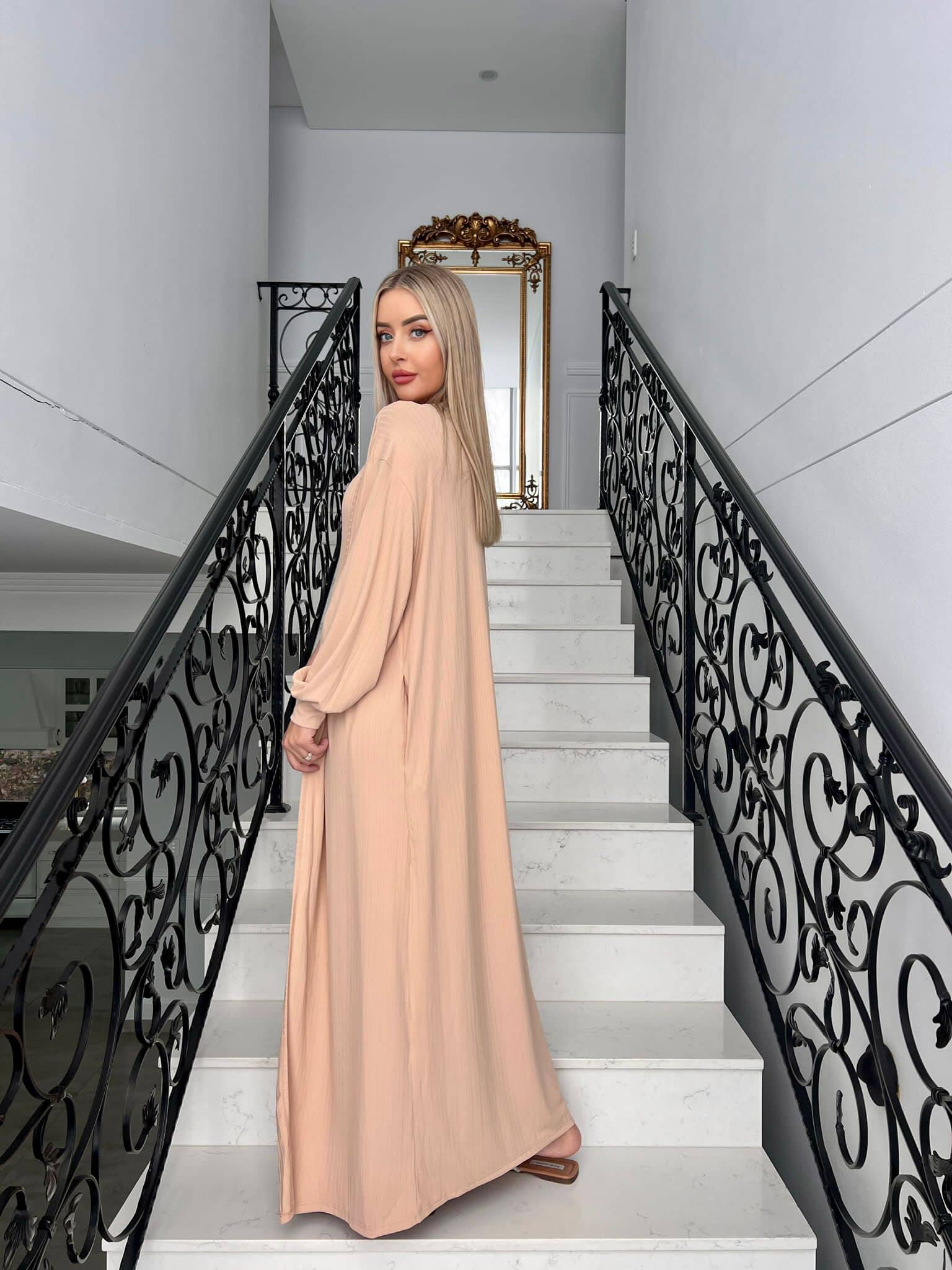 Ribbed Abaya Set