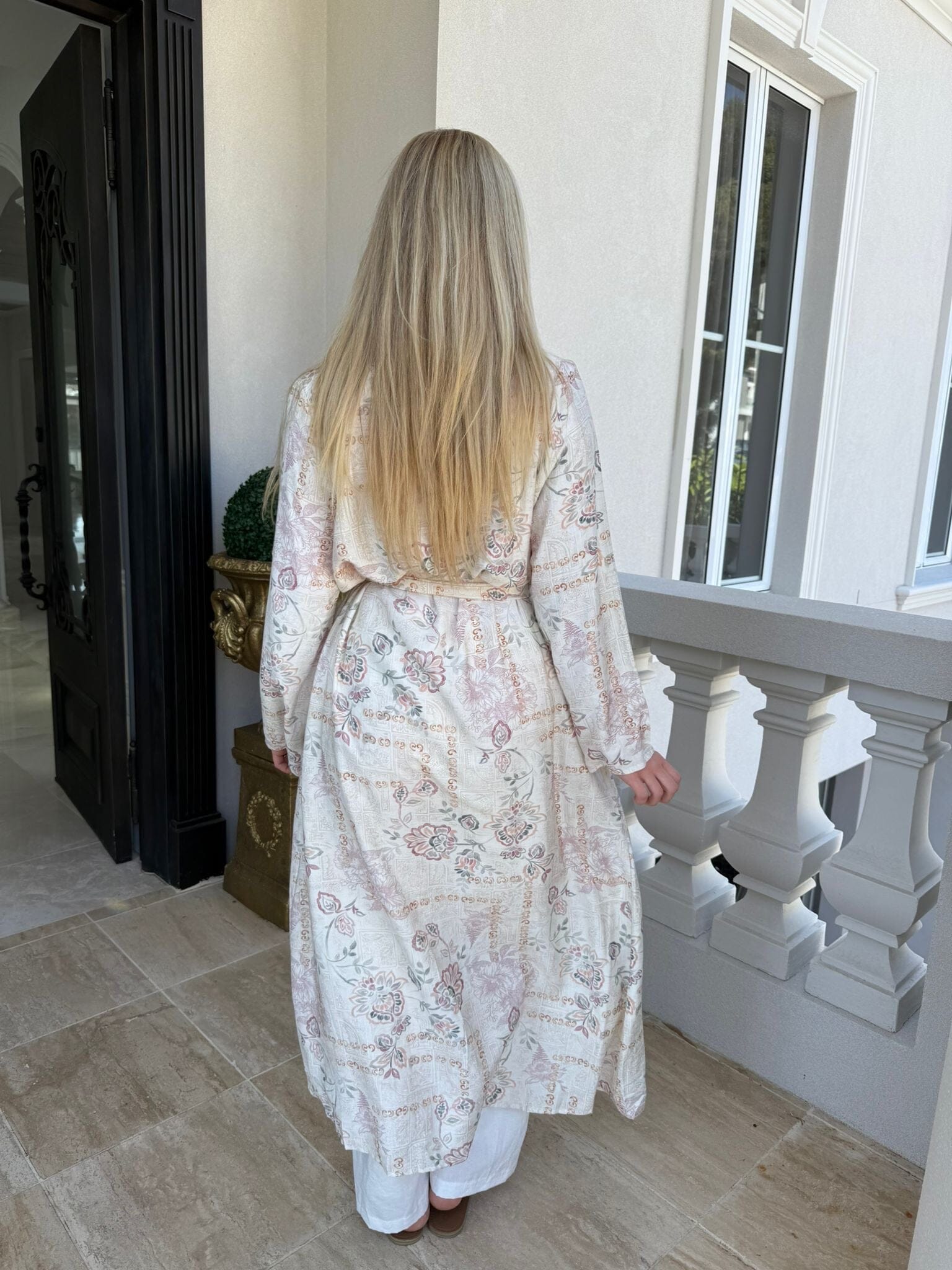 Pastella Open Abaya