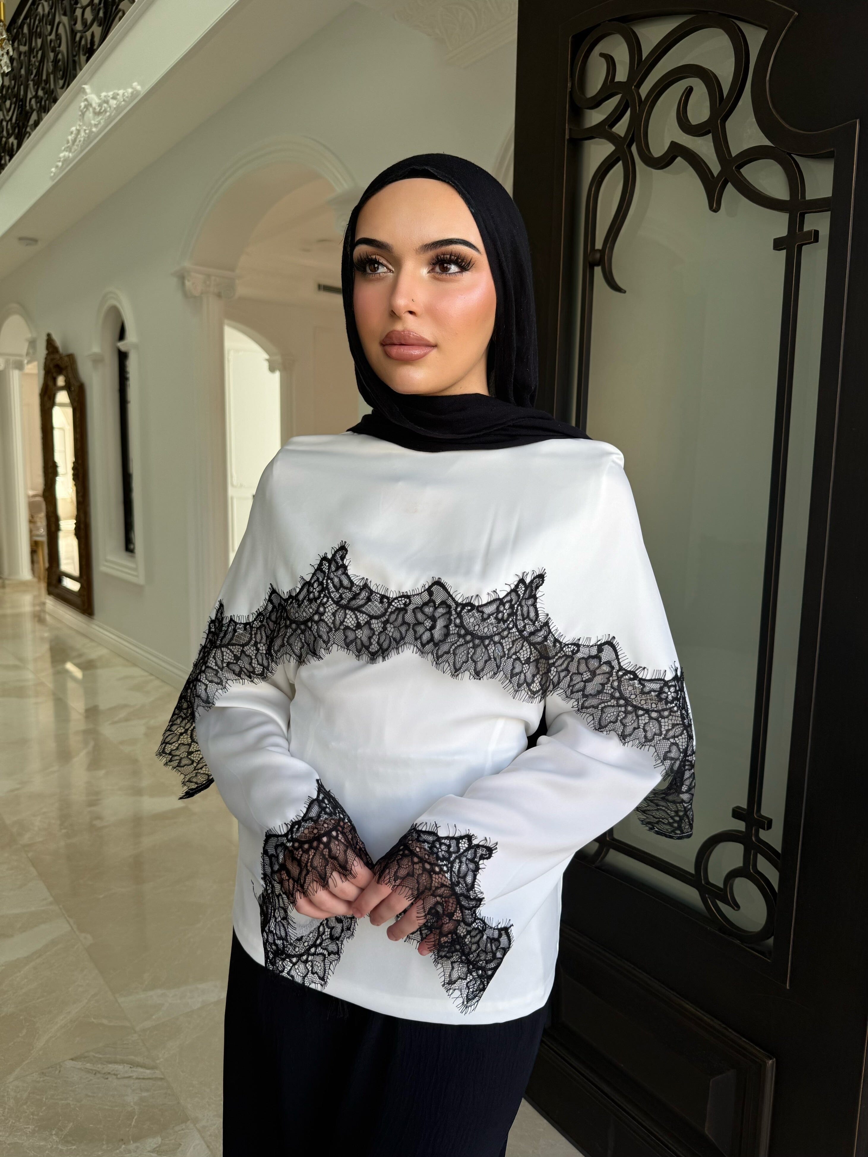 Lace shawl Satin Top