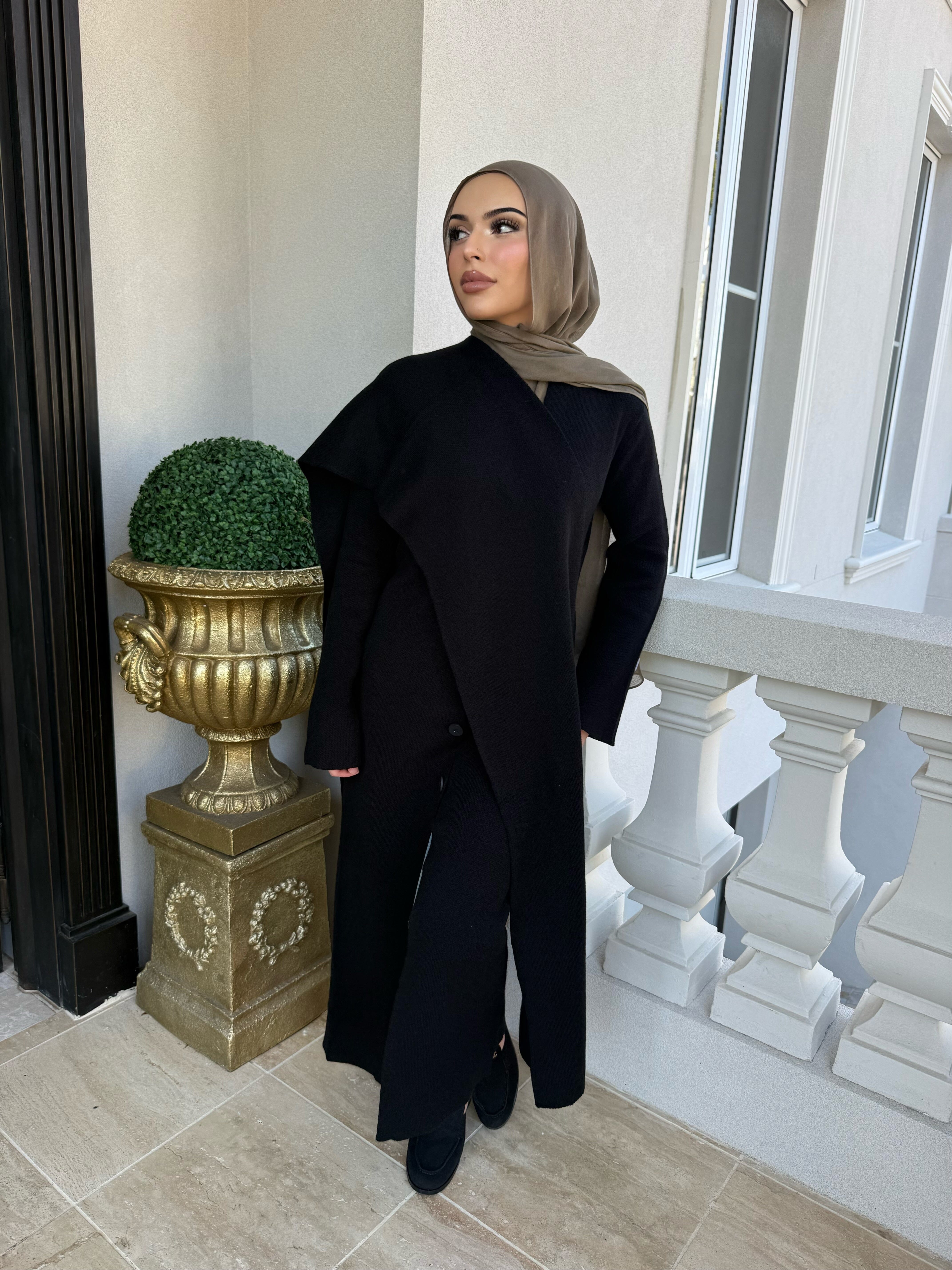 Shawl Knit Abaya