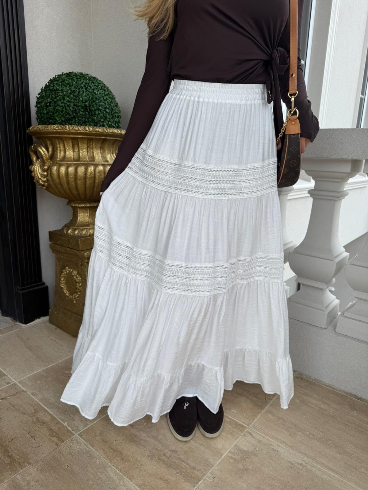 Embroidery Ruffle Skirt
