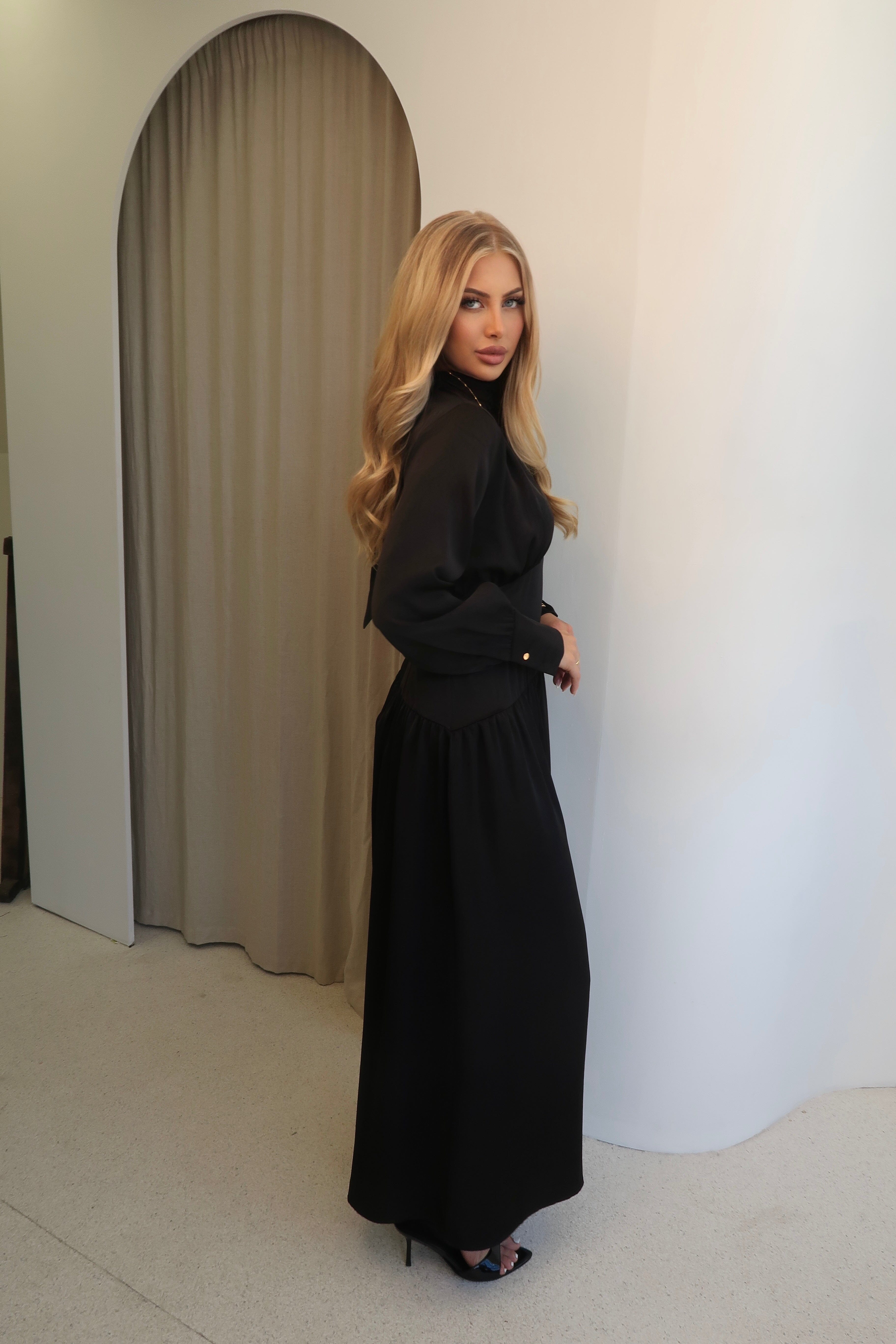 Layali Satin Dress