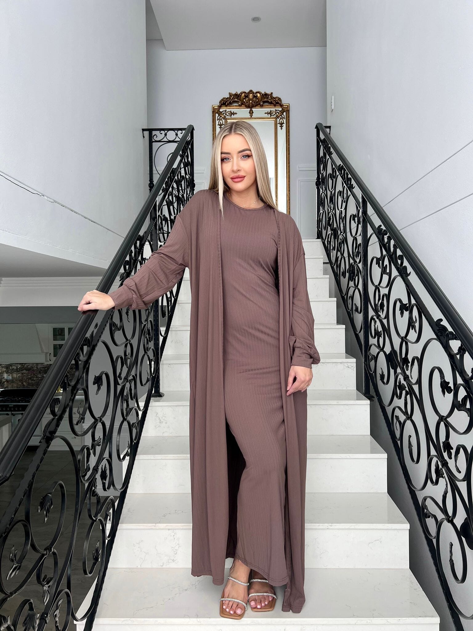 Ribbed Abaya Set