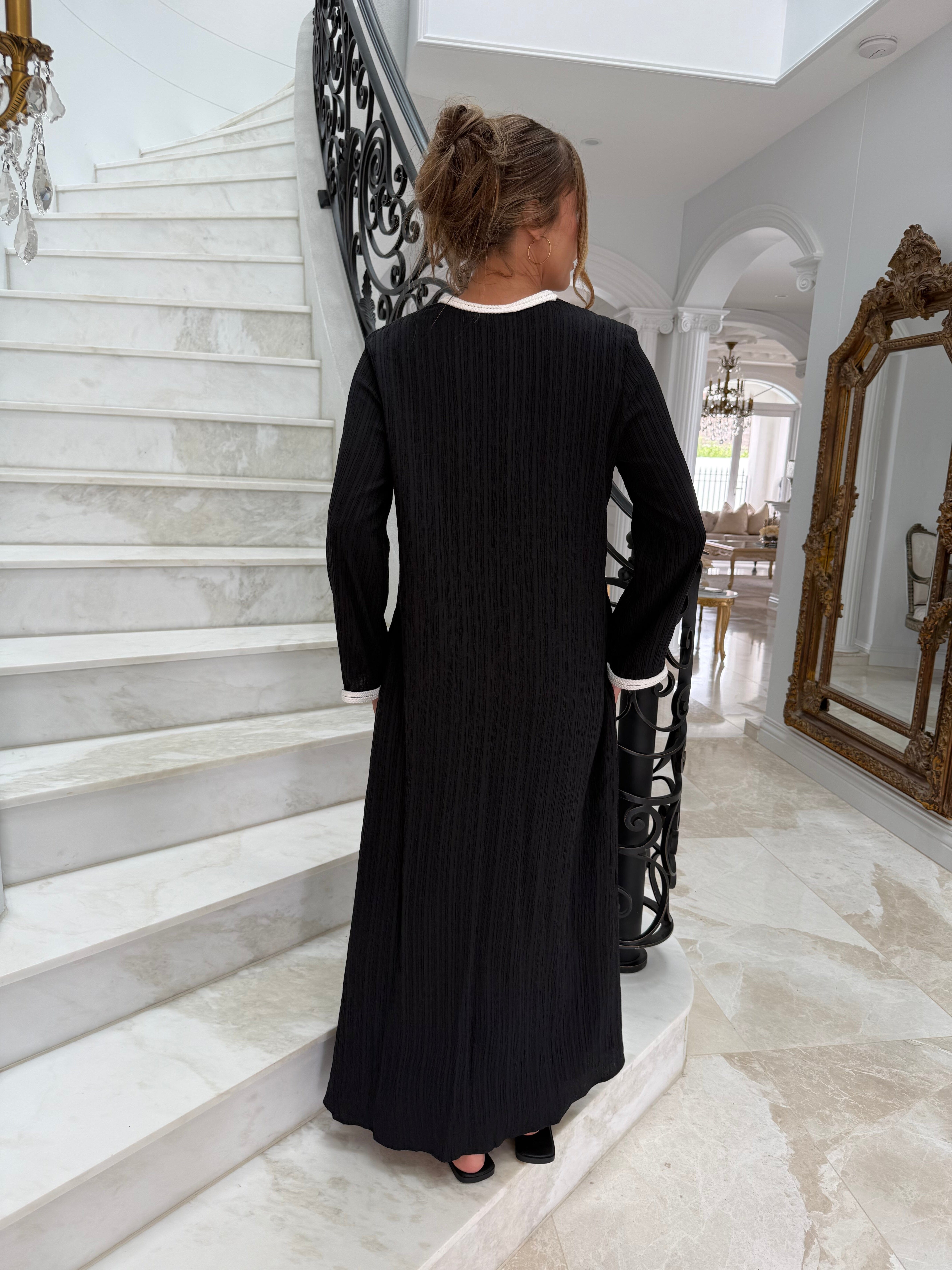 Trimmed Crinkle Abaya