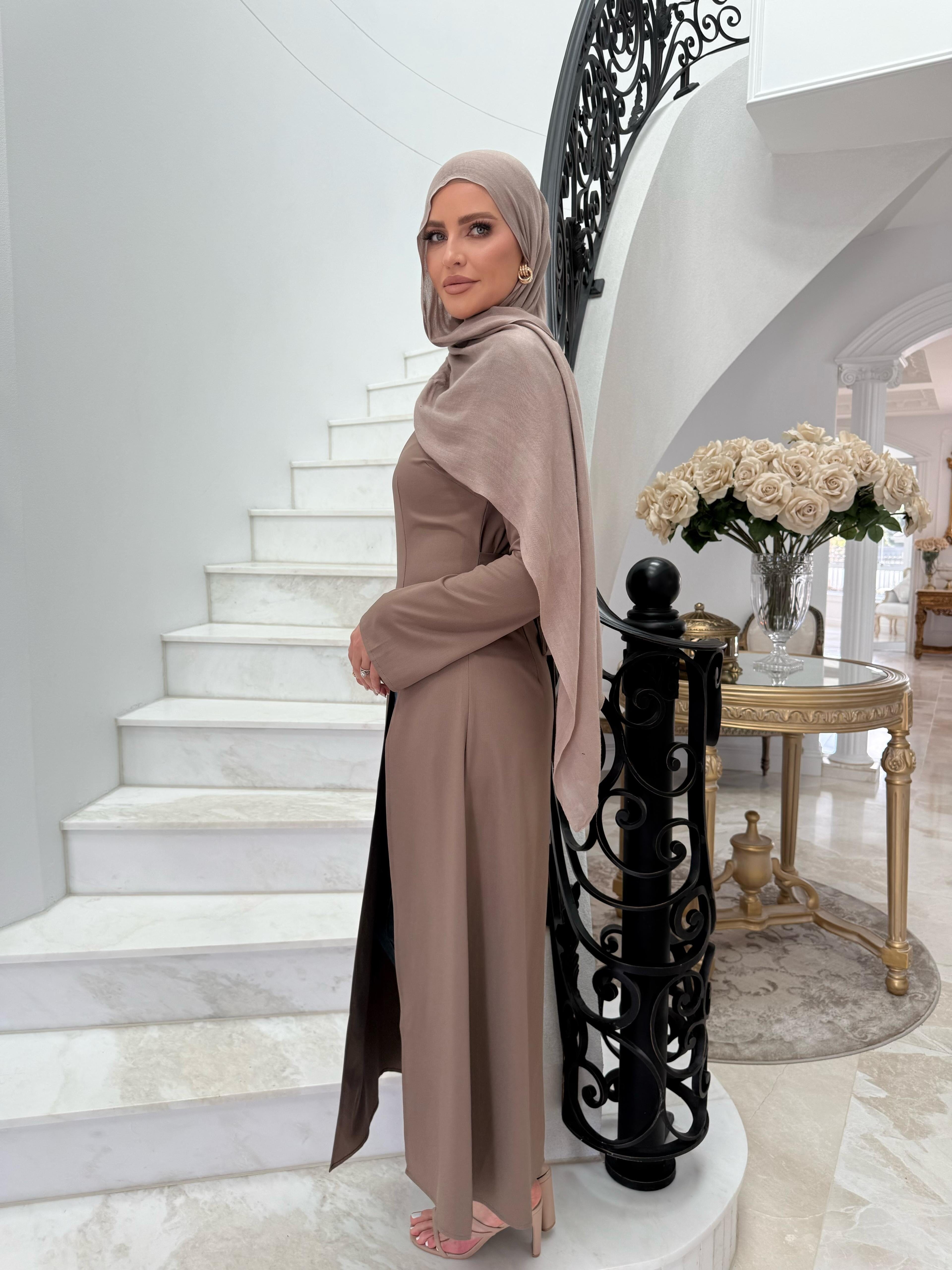 Tailored Split Top