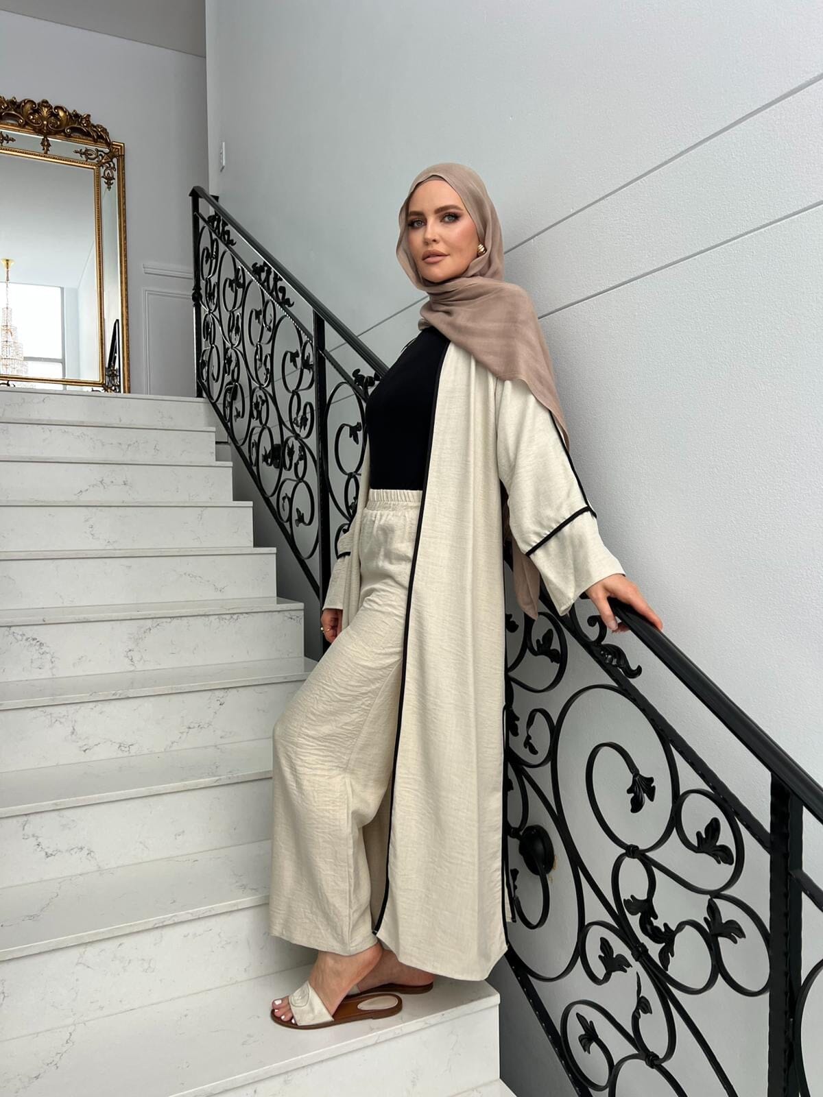 Mina Abaya Set