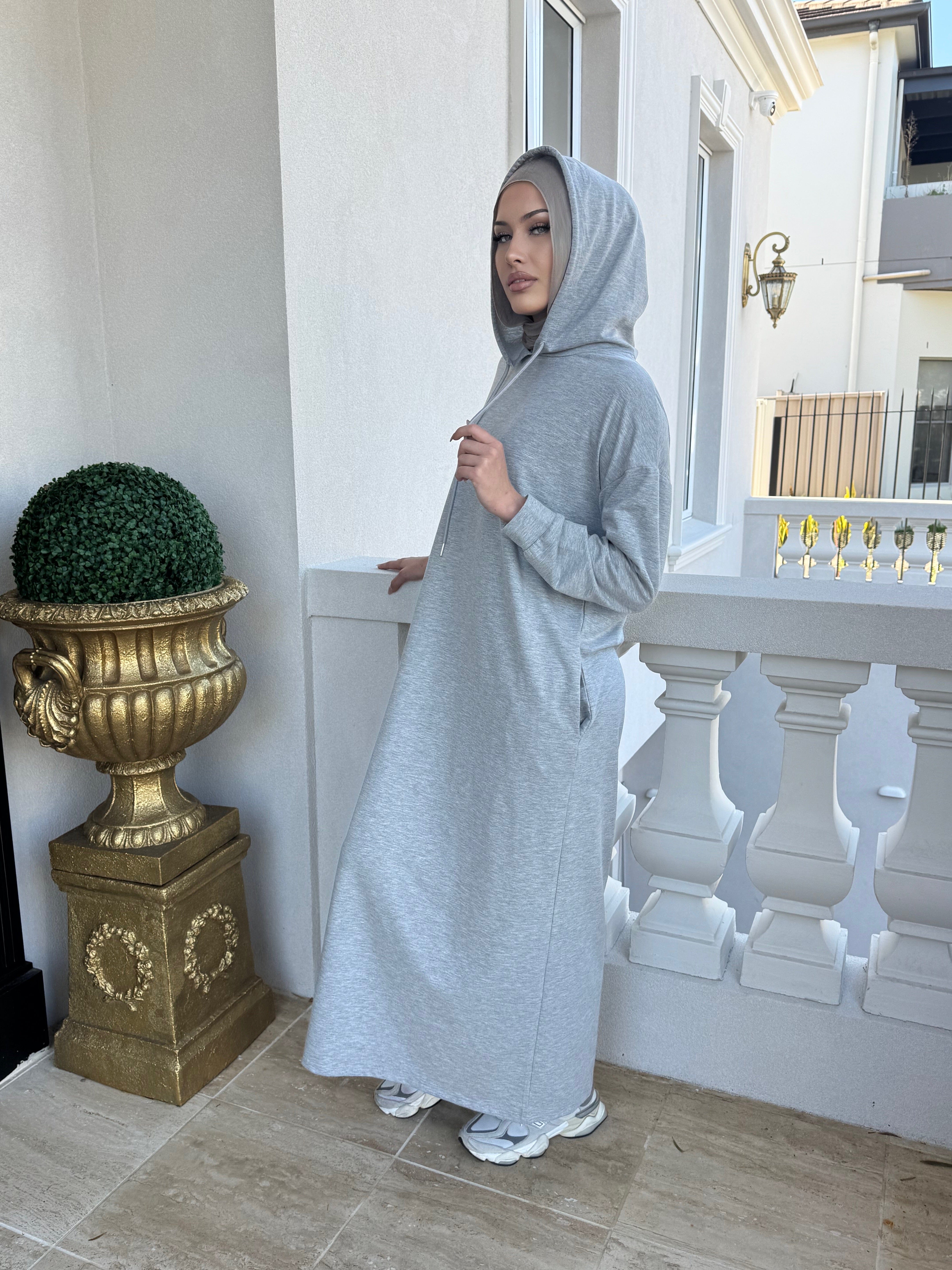 Laura Abaya