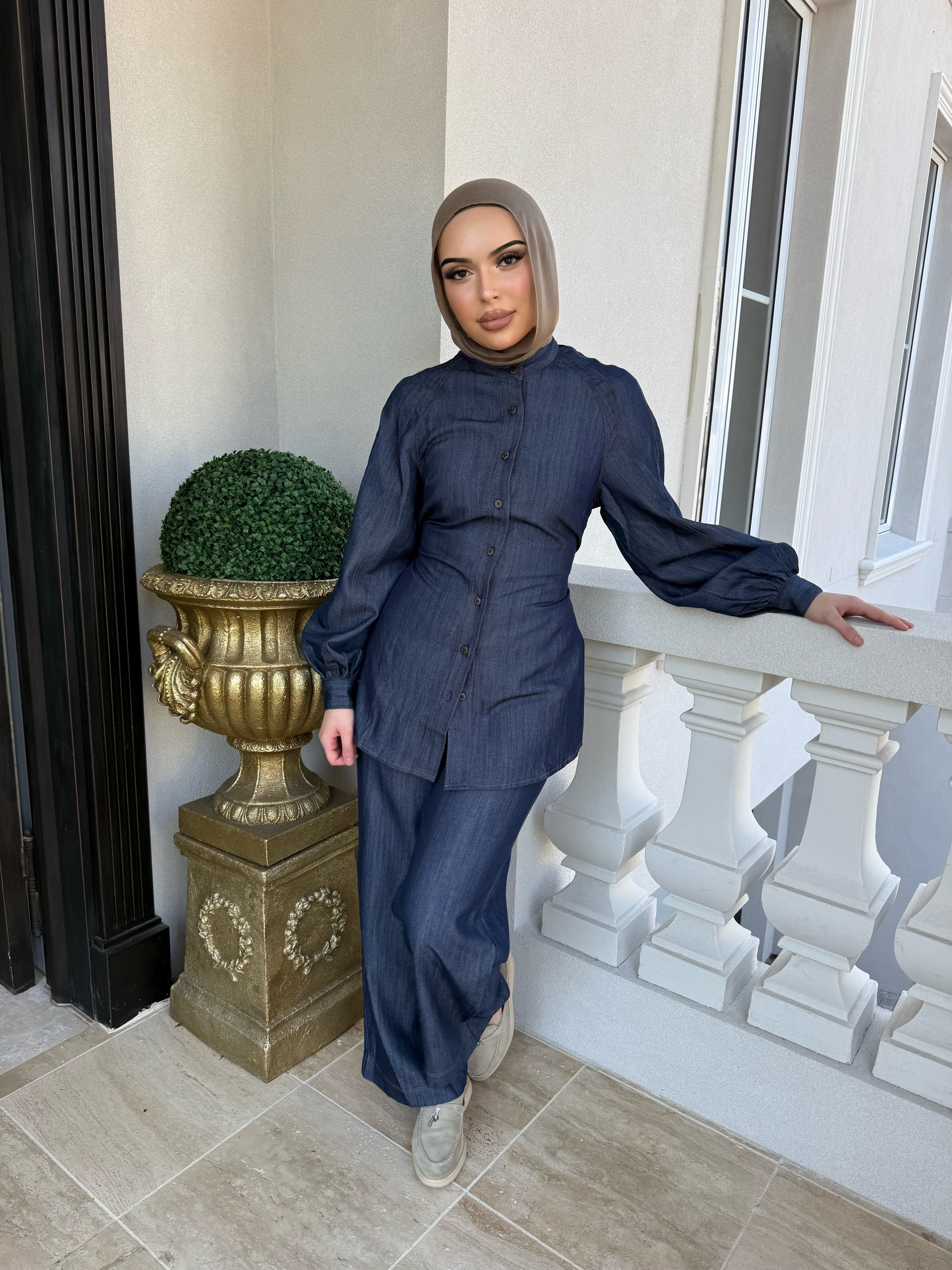 Contrast Madena Set