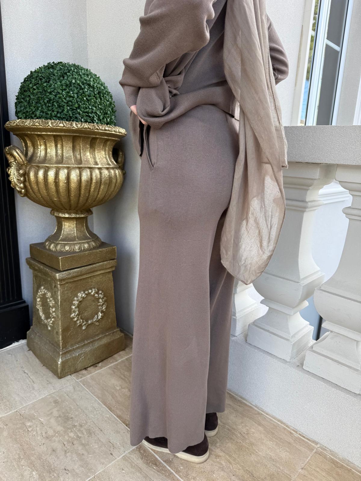 Amal Knit Set