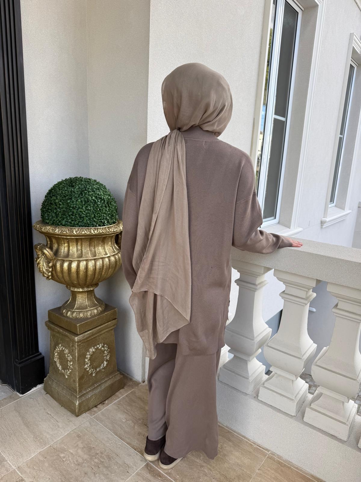 Amal Knit Set