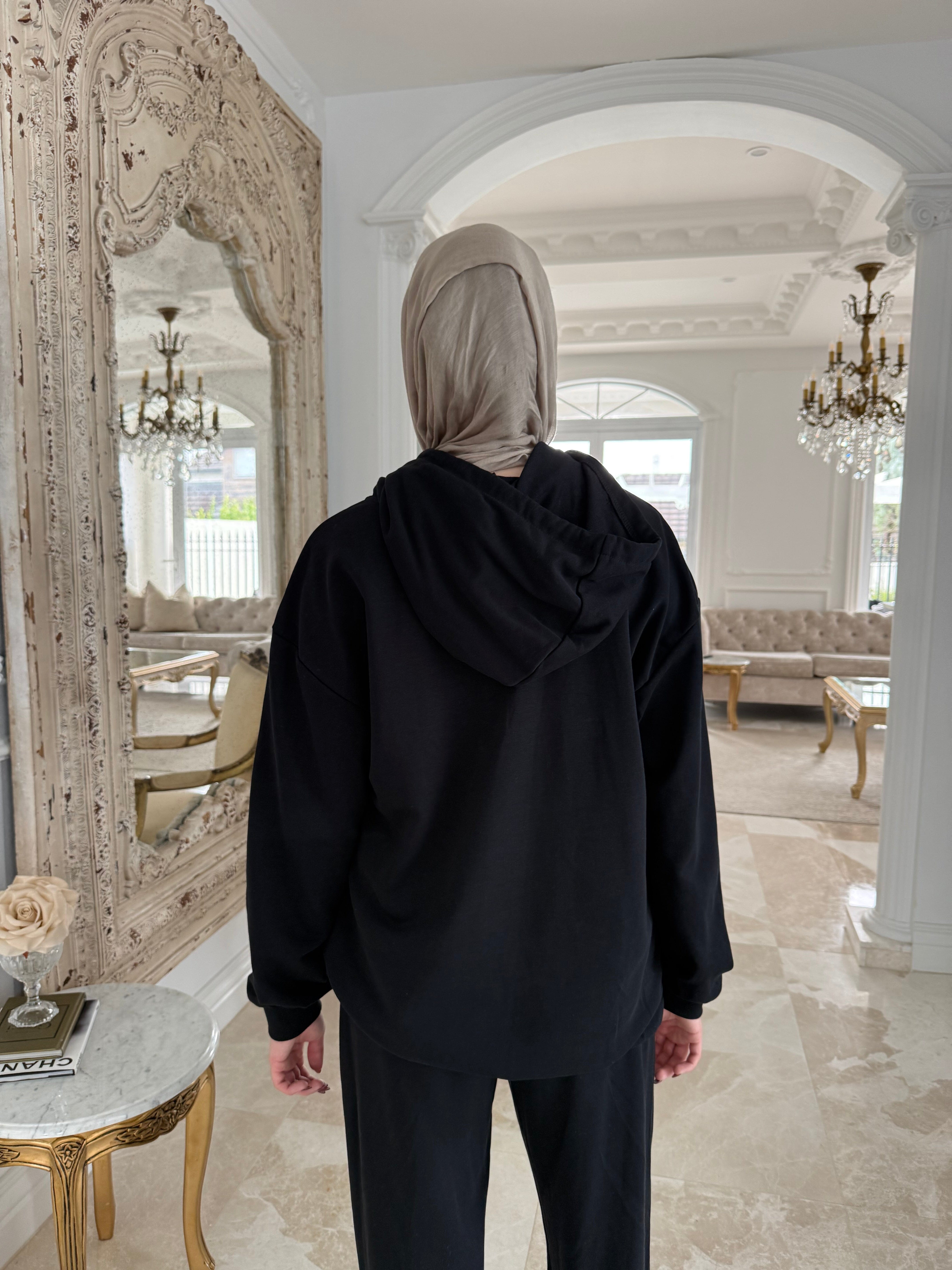 UC Trackie Set