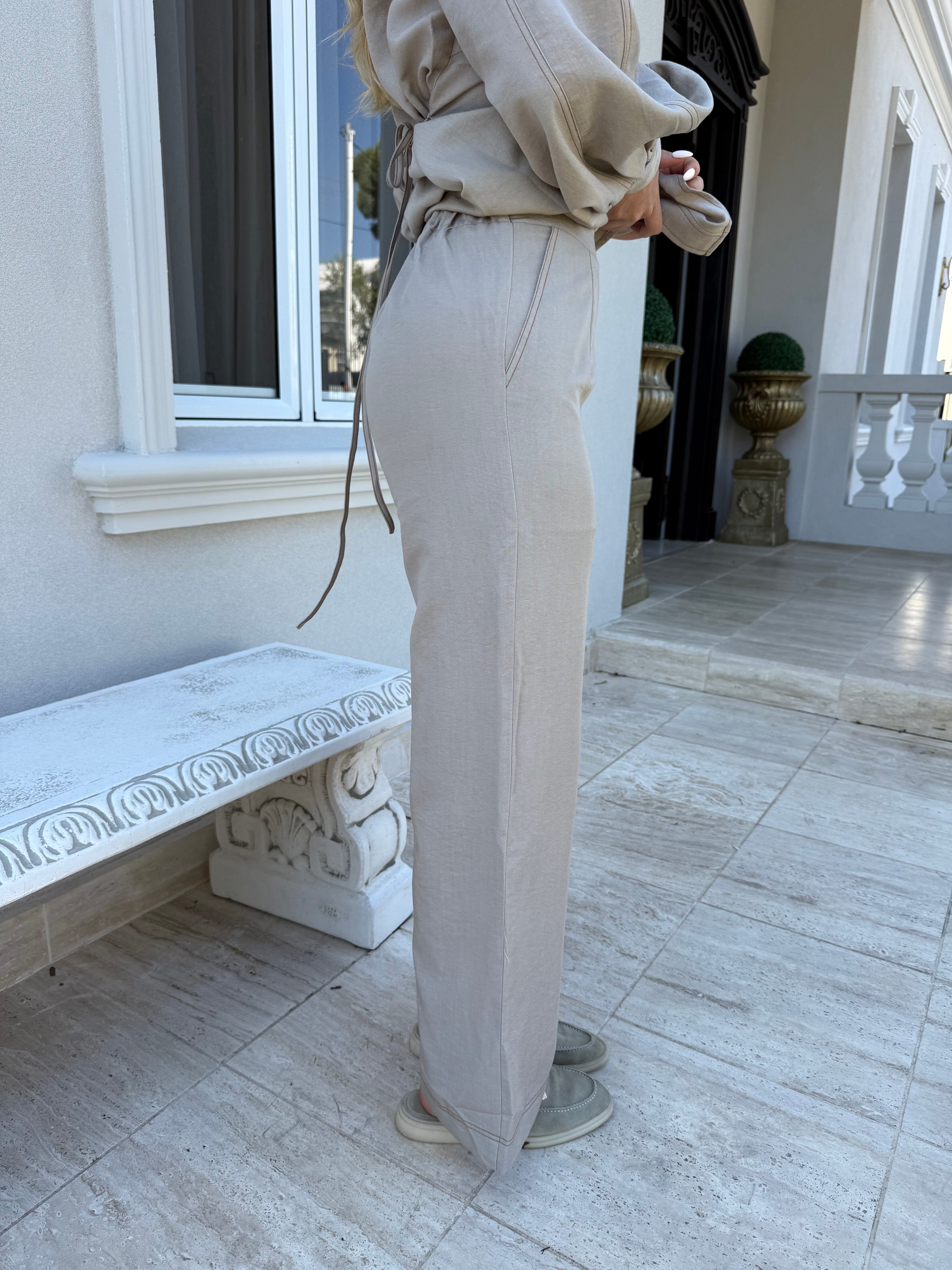 Contrast Madena Set