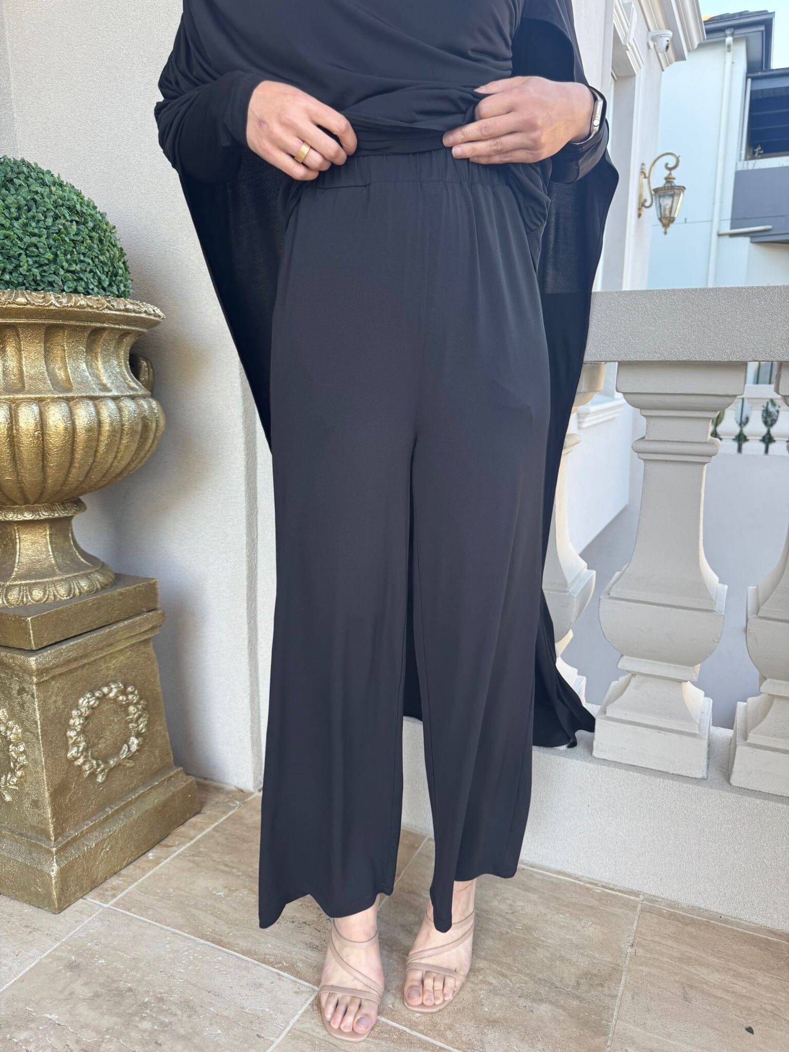 Drape 2 Piece Set