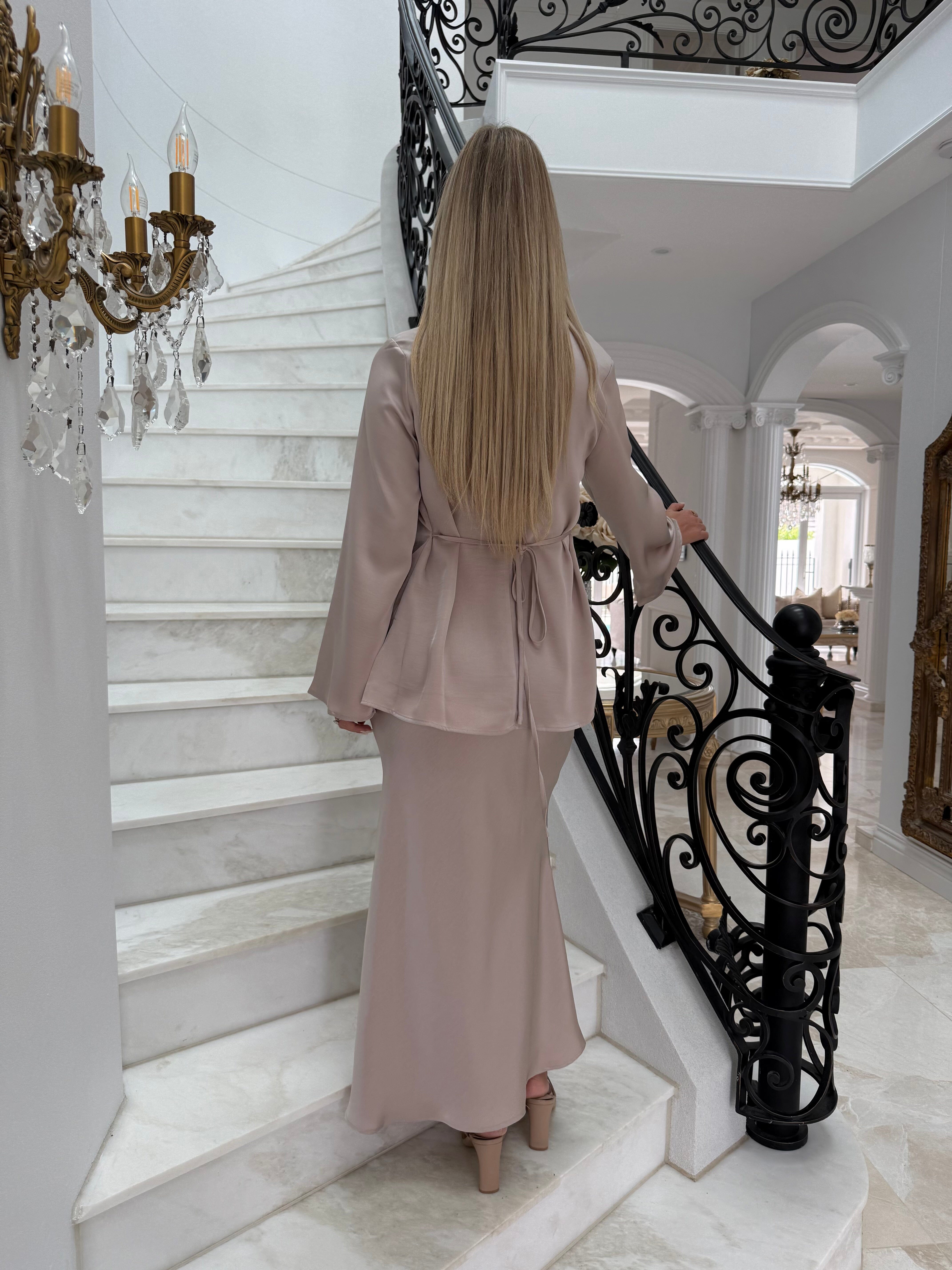 Layali High Neck Set